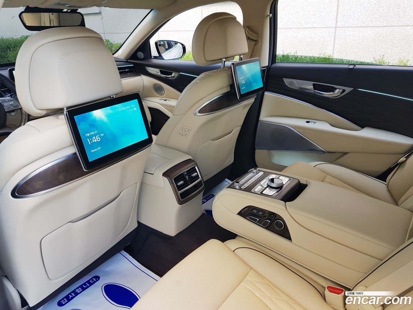 Main__Slider__Photo:K9 Kia 2019.0-13