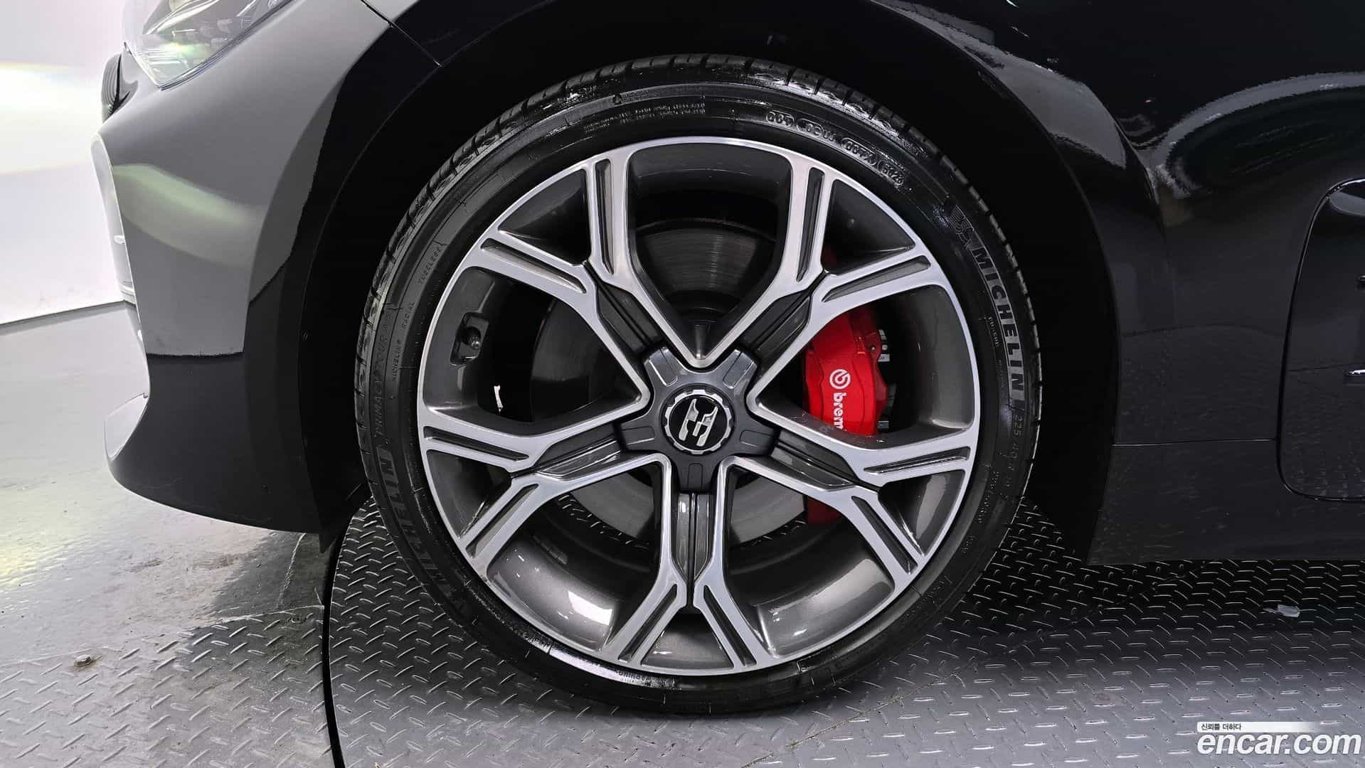 Stinger Kia 2019.11-OUTER-005