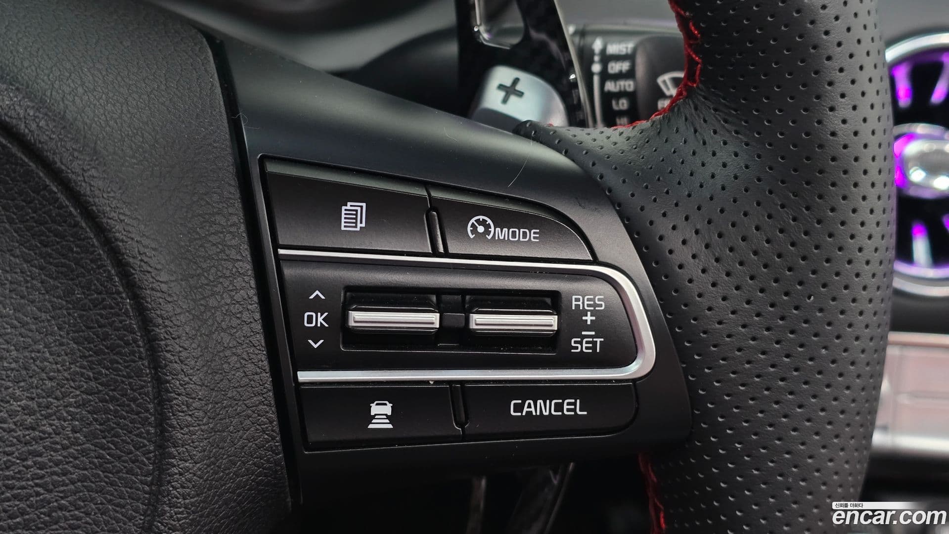 Main__Slider__Photo:Stinger Kia 2019.11-14