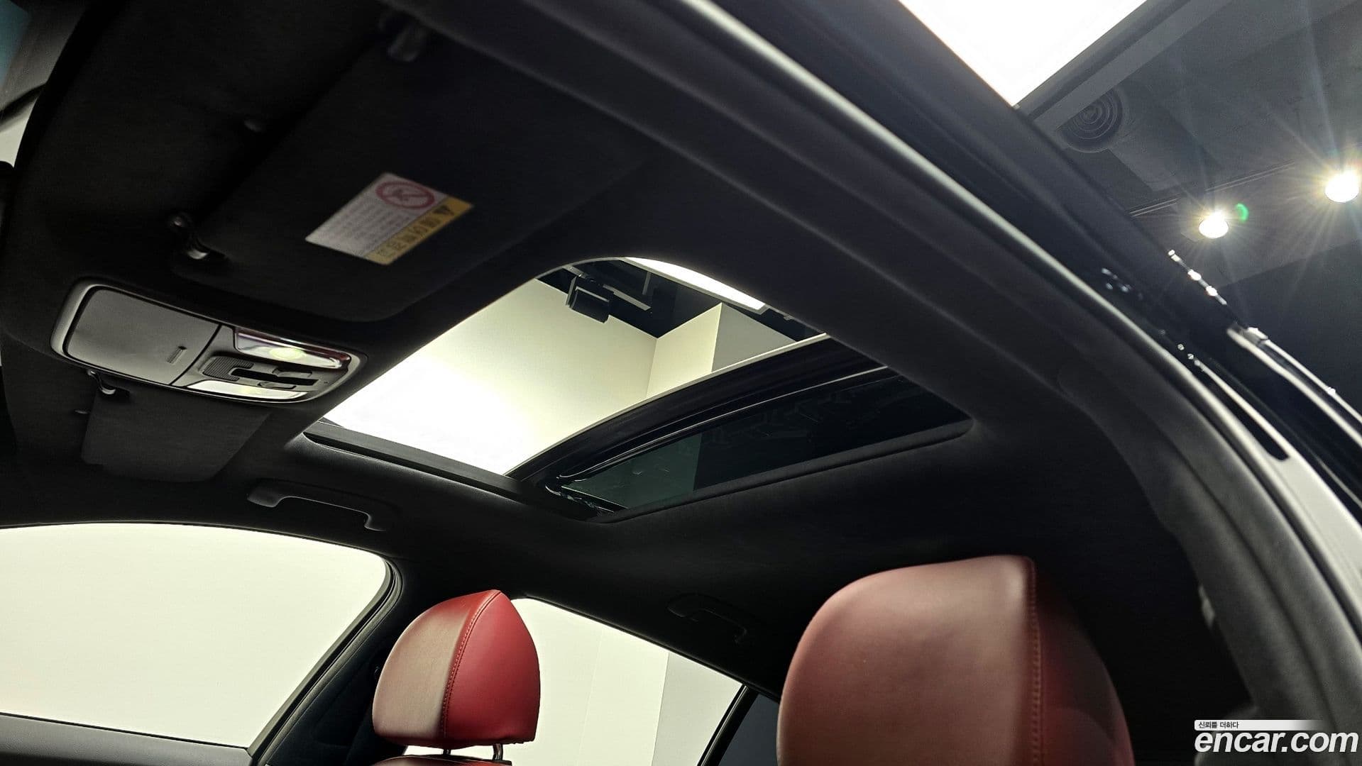 Main__Slider__Photo:Stinger Kia 2019.11-18