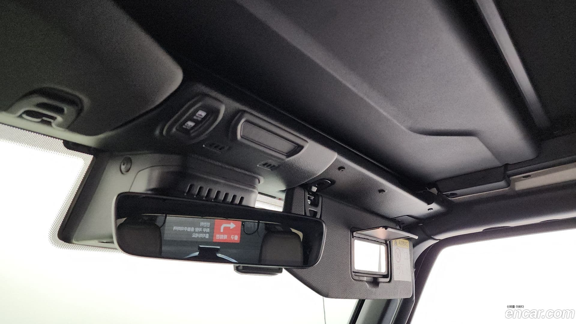 Main__Slider__Photo:Wrangler Jeep 2020.7-18