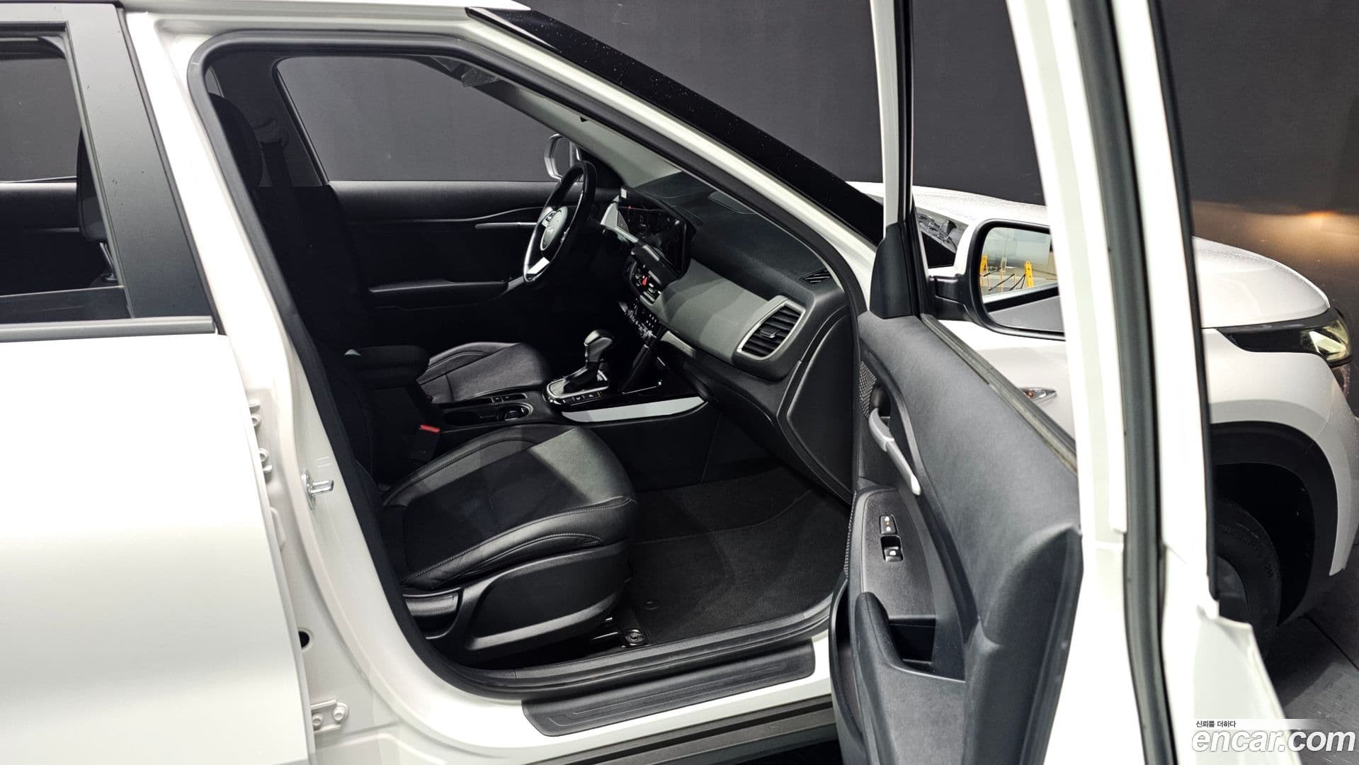 Main__Slider__Photo:Seltos Kia 2022.8-10