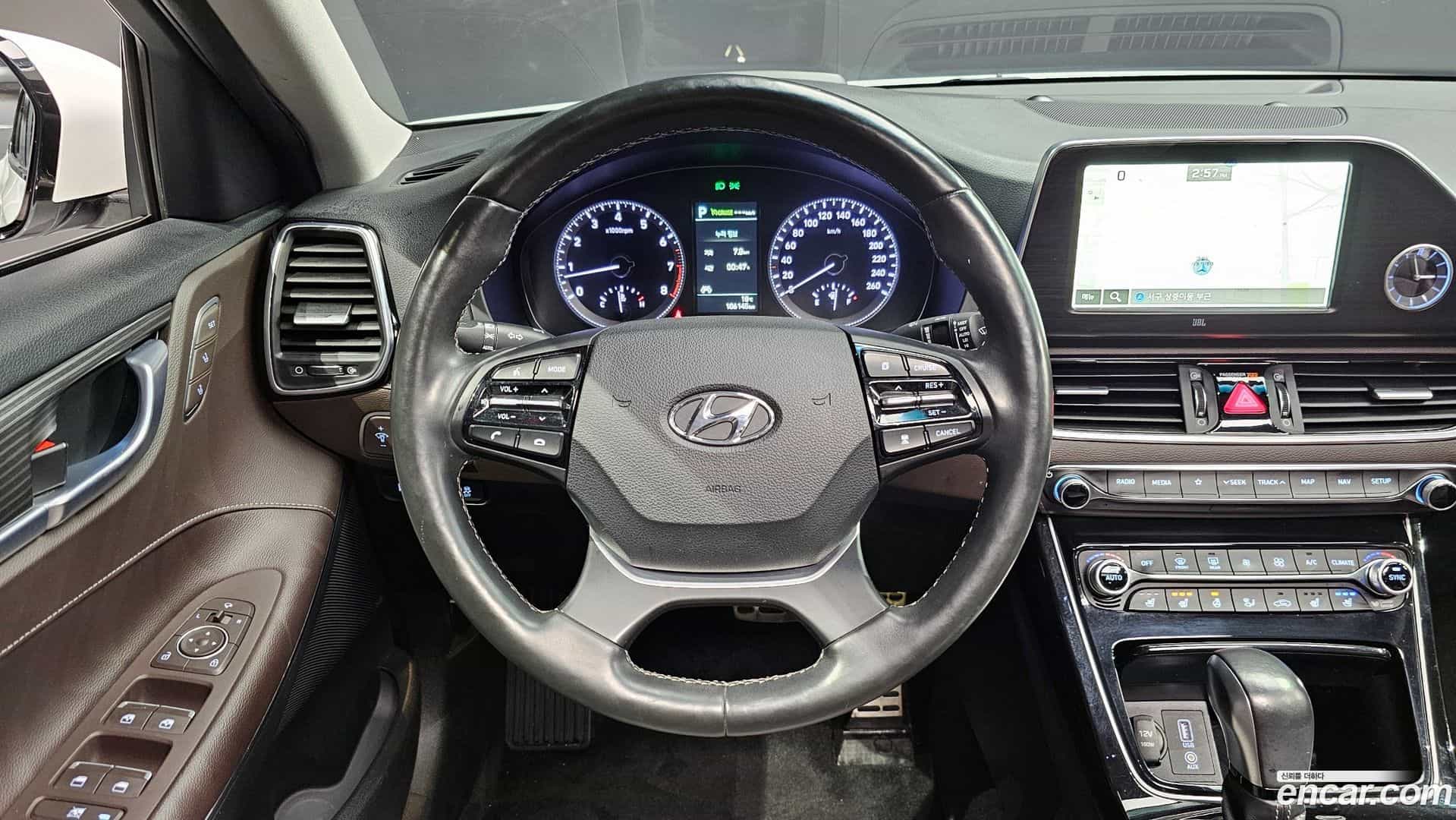 Grandeur Hyundai 2017.5-OPTION-017