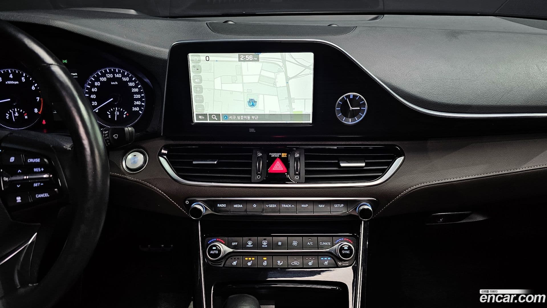 Main__Slider__Photo:Grandeur Hyundai 2017.5-14