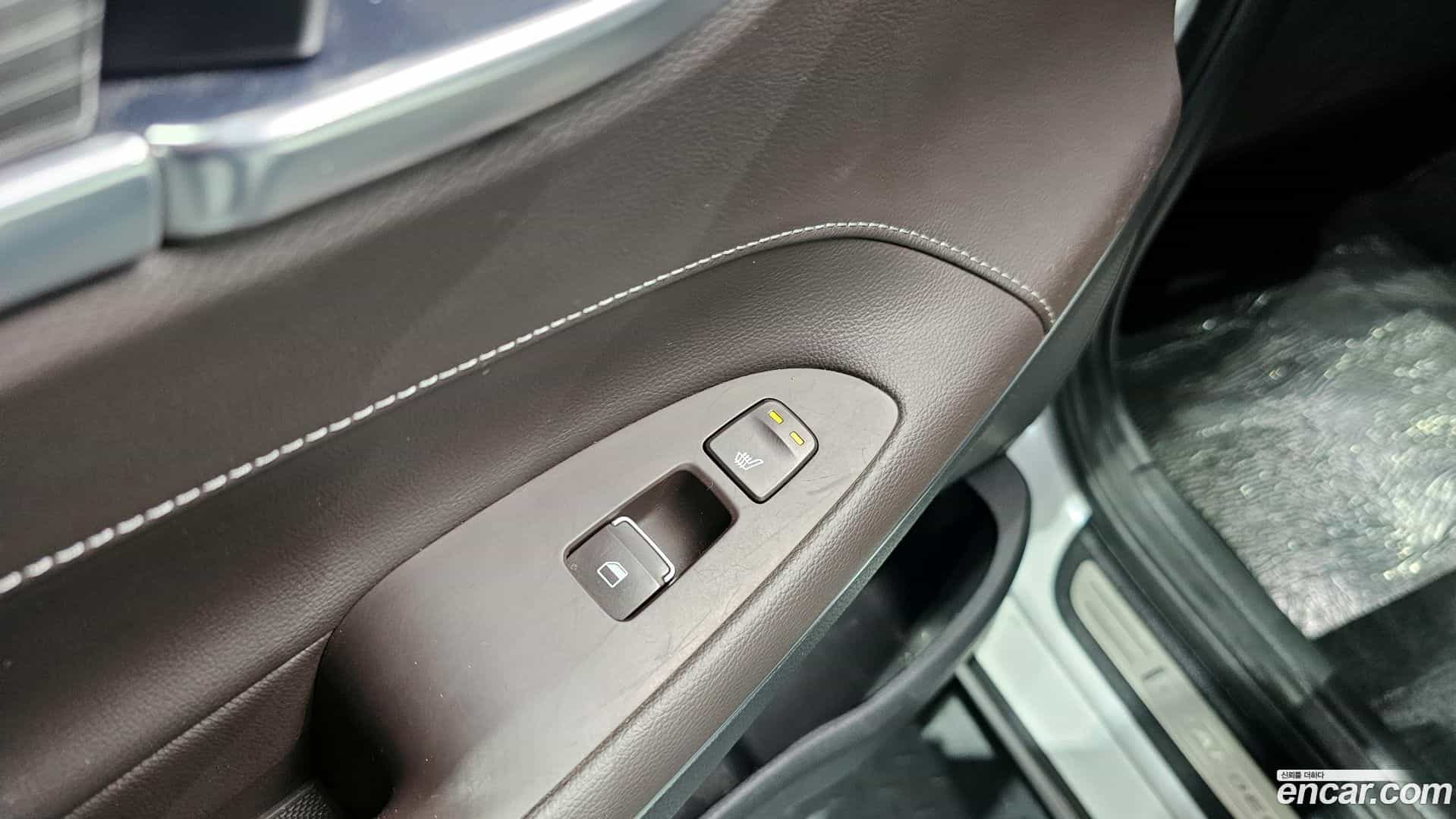 Grandeur Hyundai 2017.5-OPTION-022