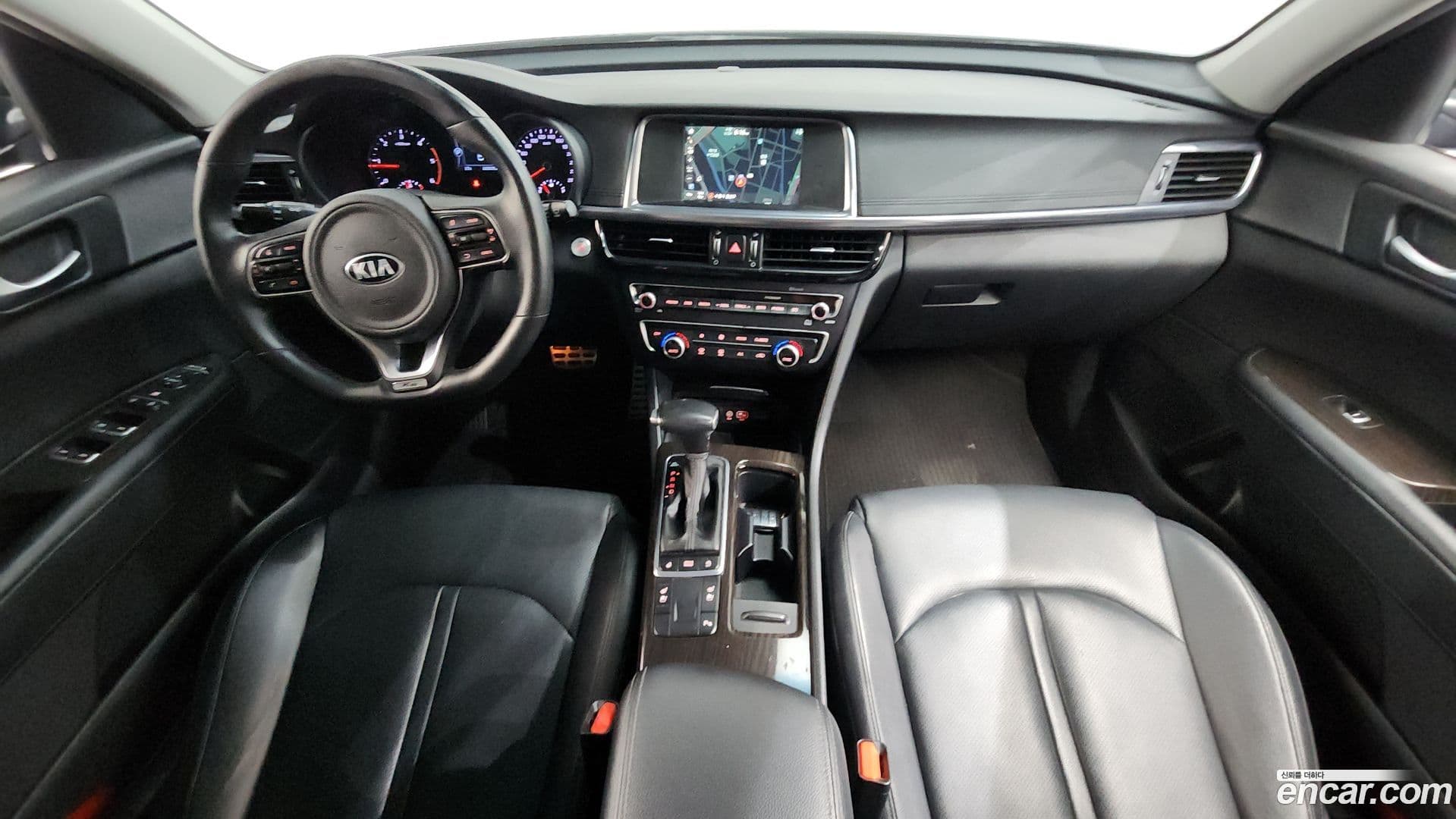 Main__Slider__Photo:K5 Kia 2017.2-6