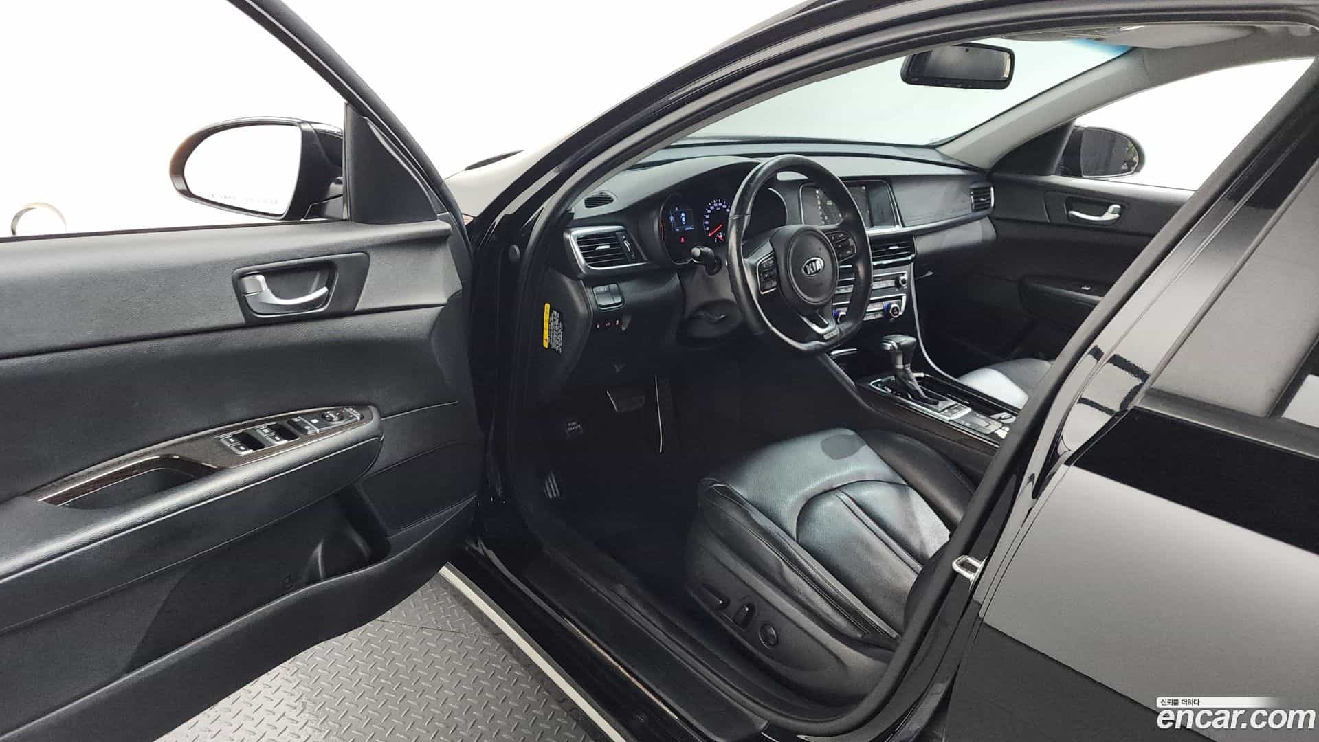 K5 Kia 2017.2-INNER-010