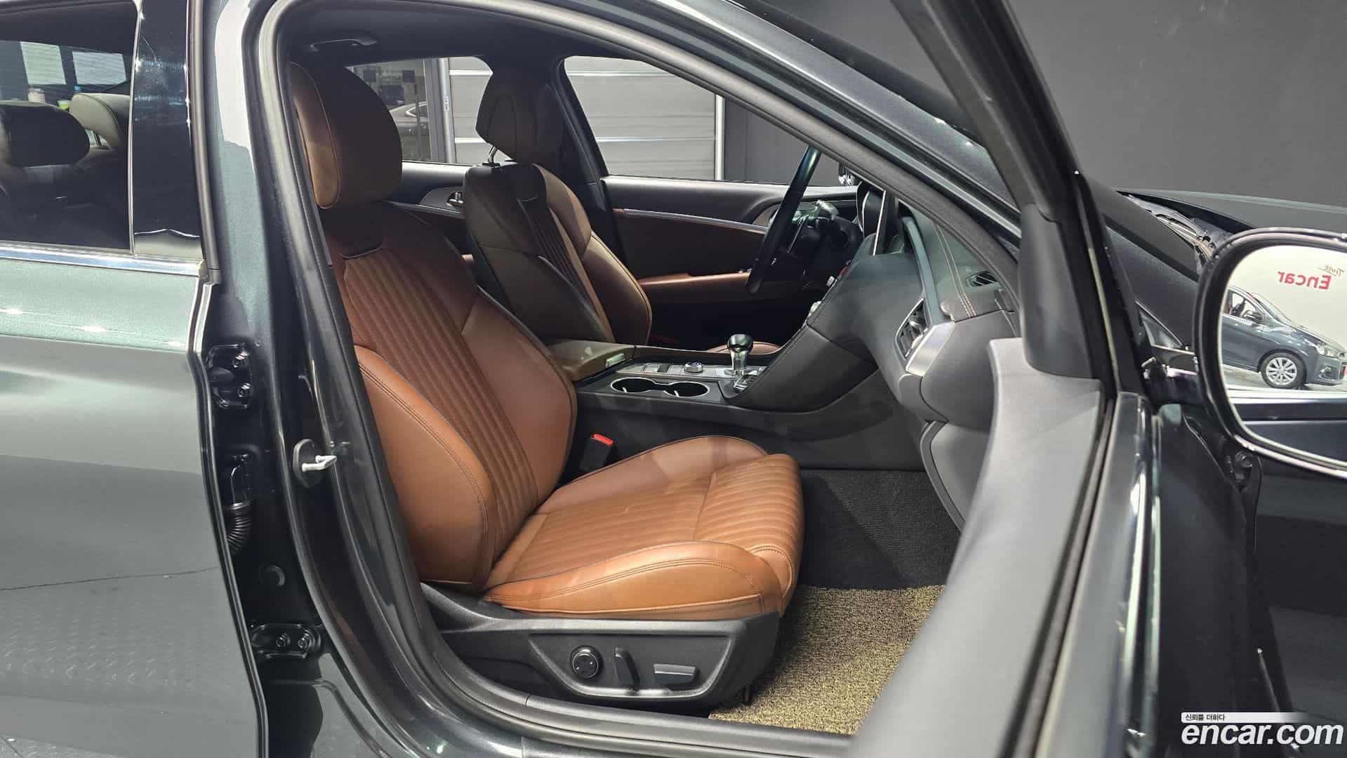 G70 Genesis 2018.4-INNER-010