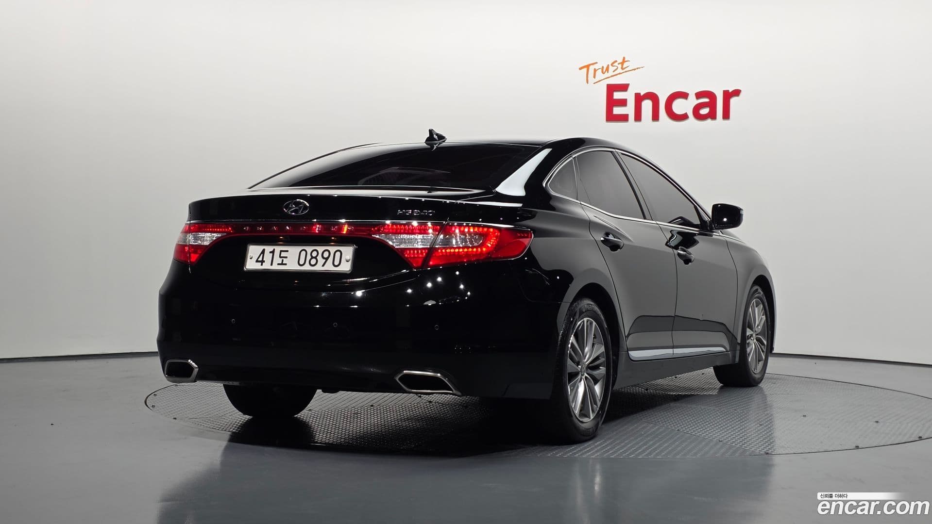 Main__Slider__Photo:Grandeur Hyundai 2016.1-1