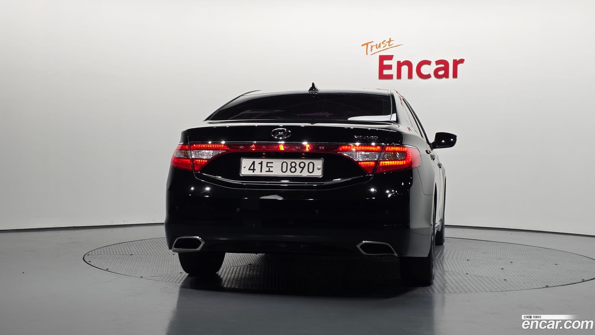 Main__Slider__Photo:Grandeur Hyundai 2016.1-3