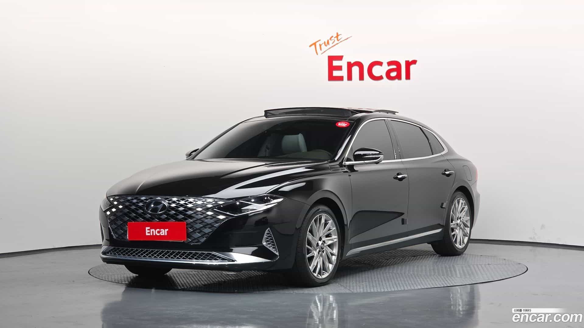 Grandeur Hyundai 2022.3-OUTER-001