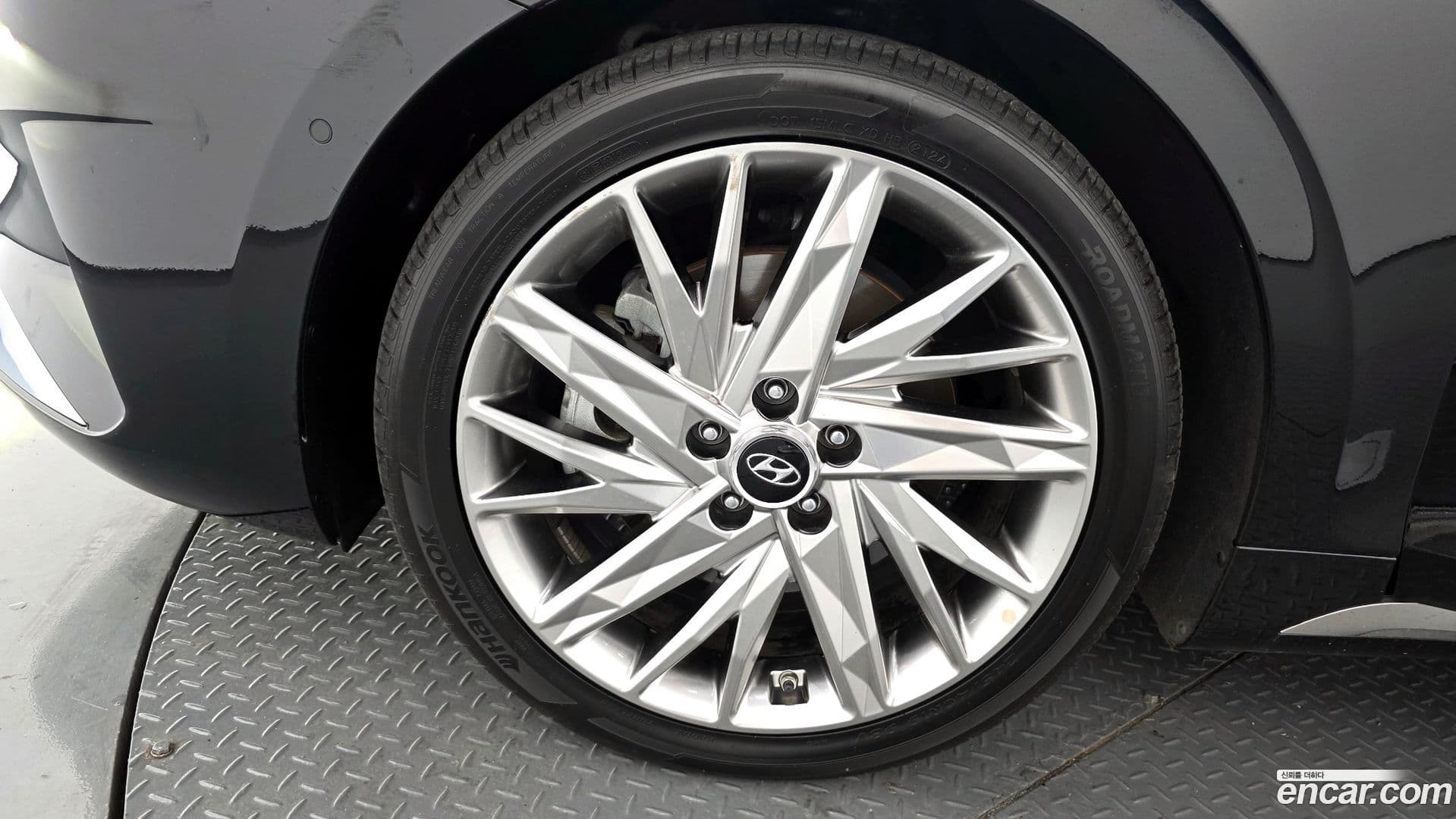 Main__Slider__Photo:Grandeur Hyundai 2022.3-4