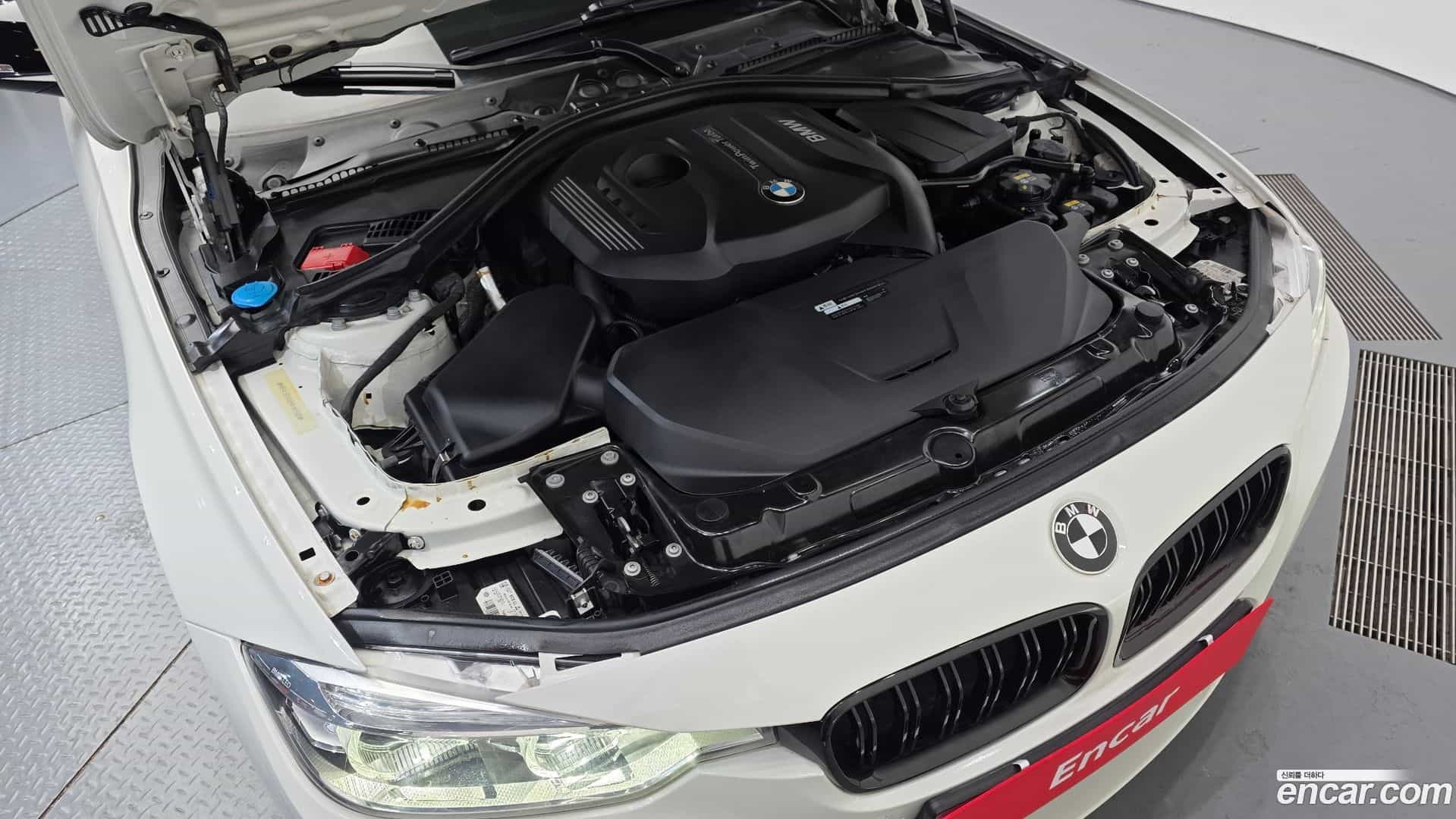 3-Series BMW 2017.9-OUTER-006