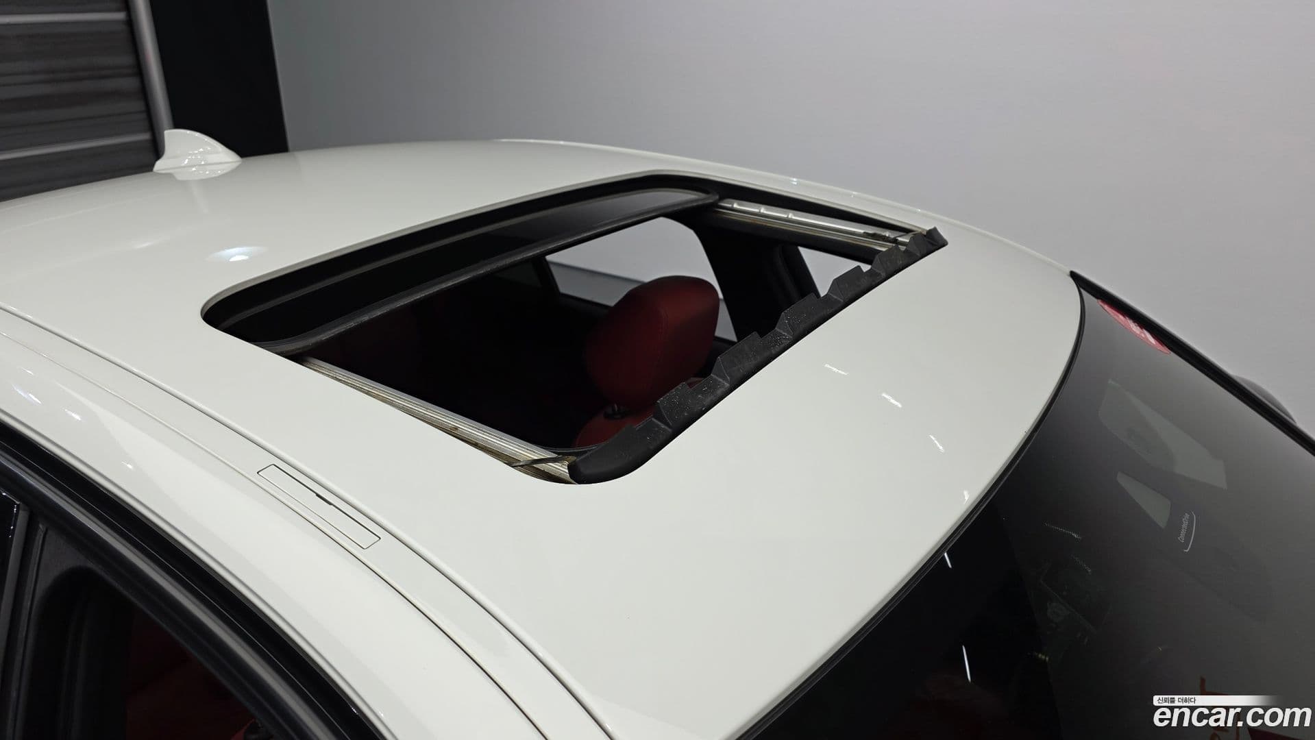 Main__Slider__Photo:3-Series BMW 2017.9-18