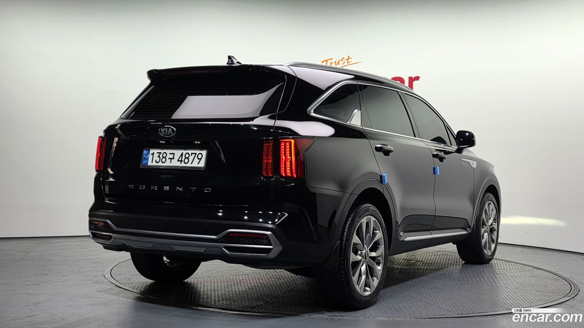 Main__Slider__Photo:Sorento Kia 2021.4-1