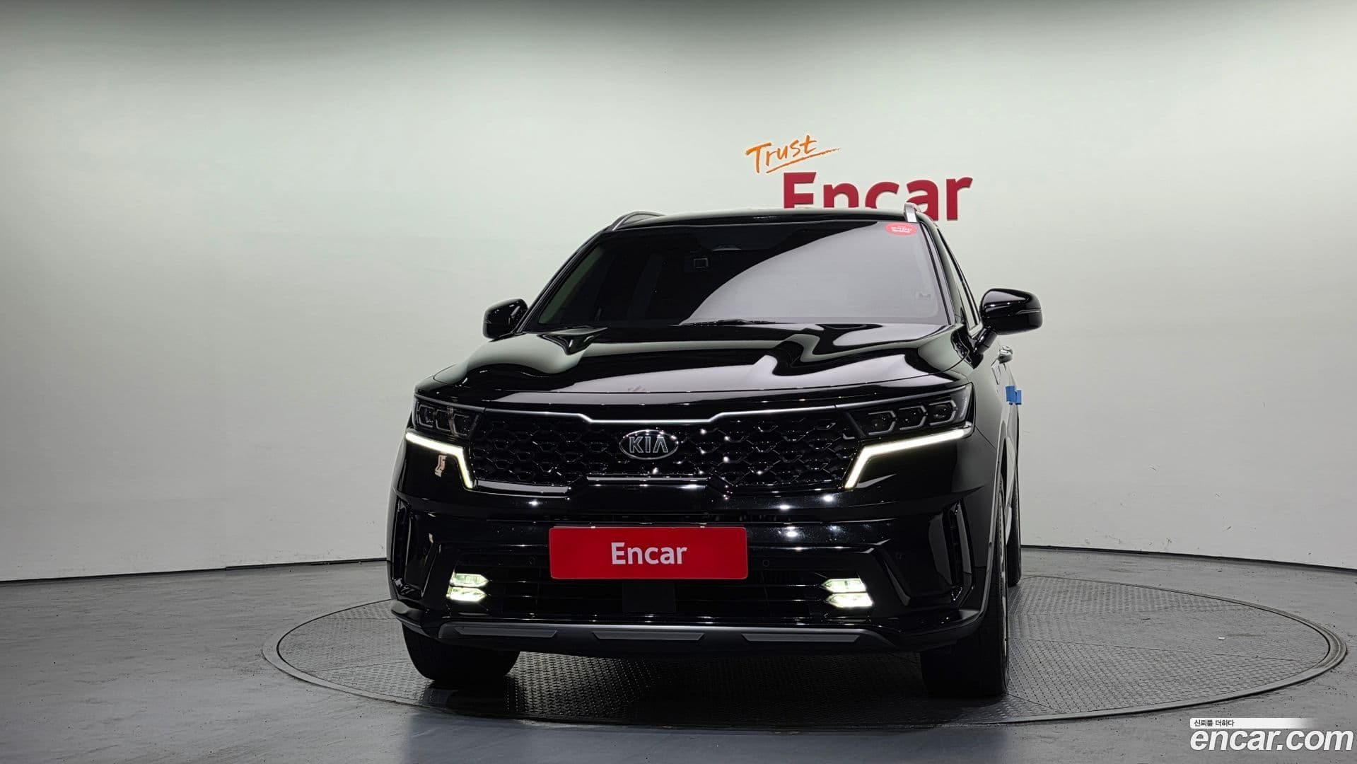 Main__Slider__Photo:Sorento Kia 2021.4-2