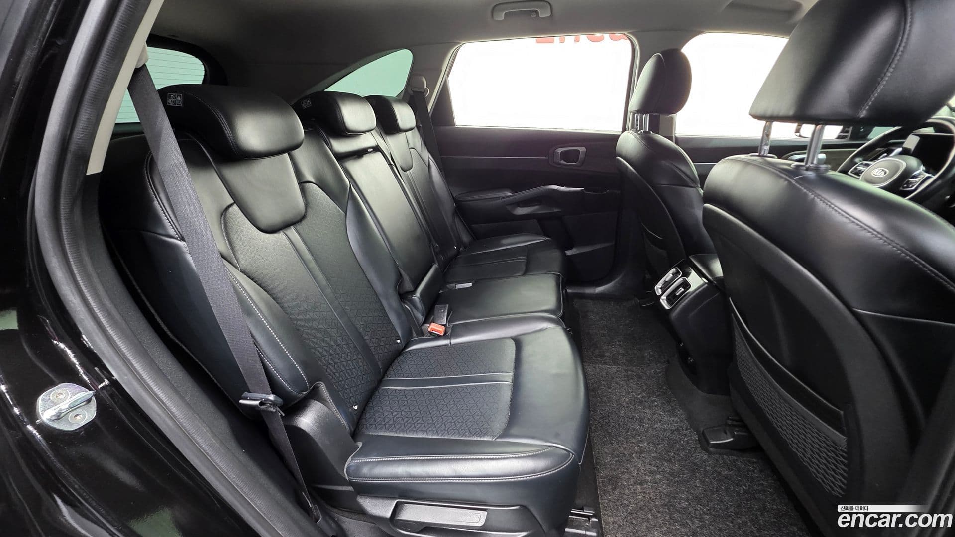 Main__Slider__Photo:Sorento Kia 2021.4-18