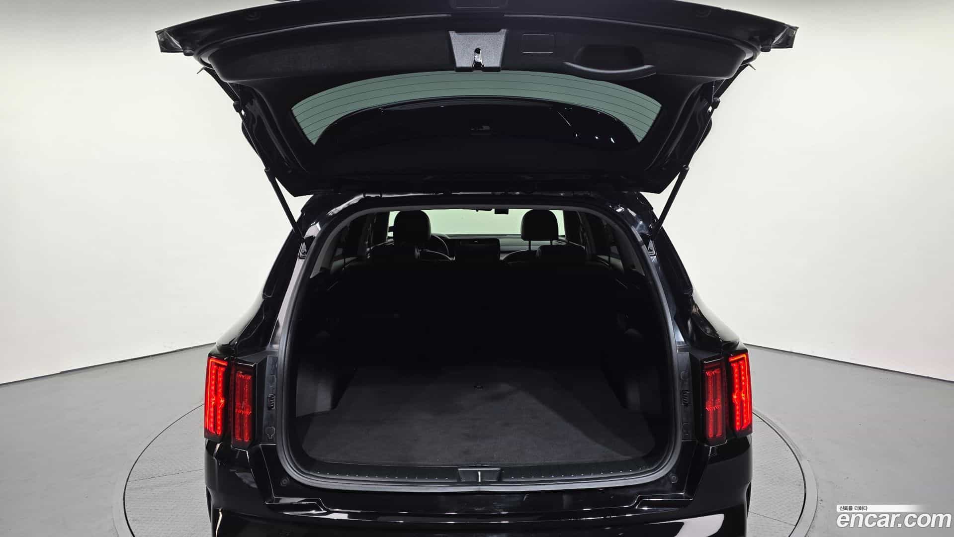 Sorento Kia 2021.4-OPTION-024