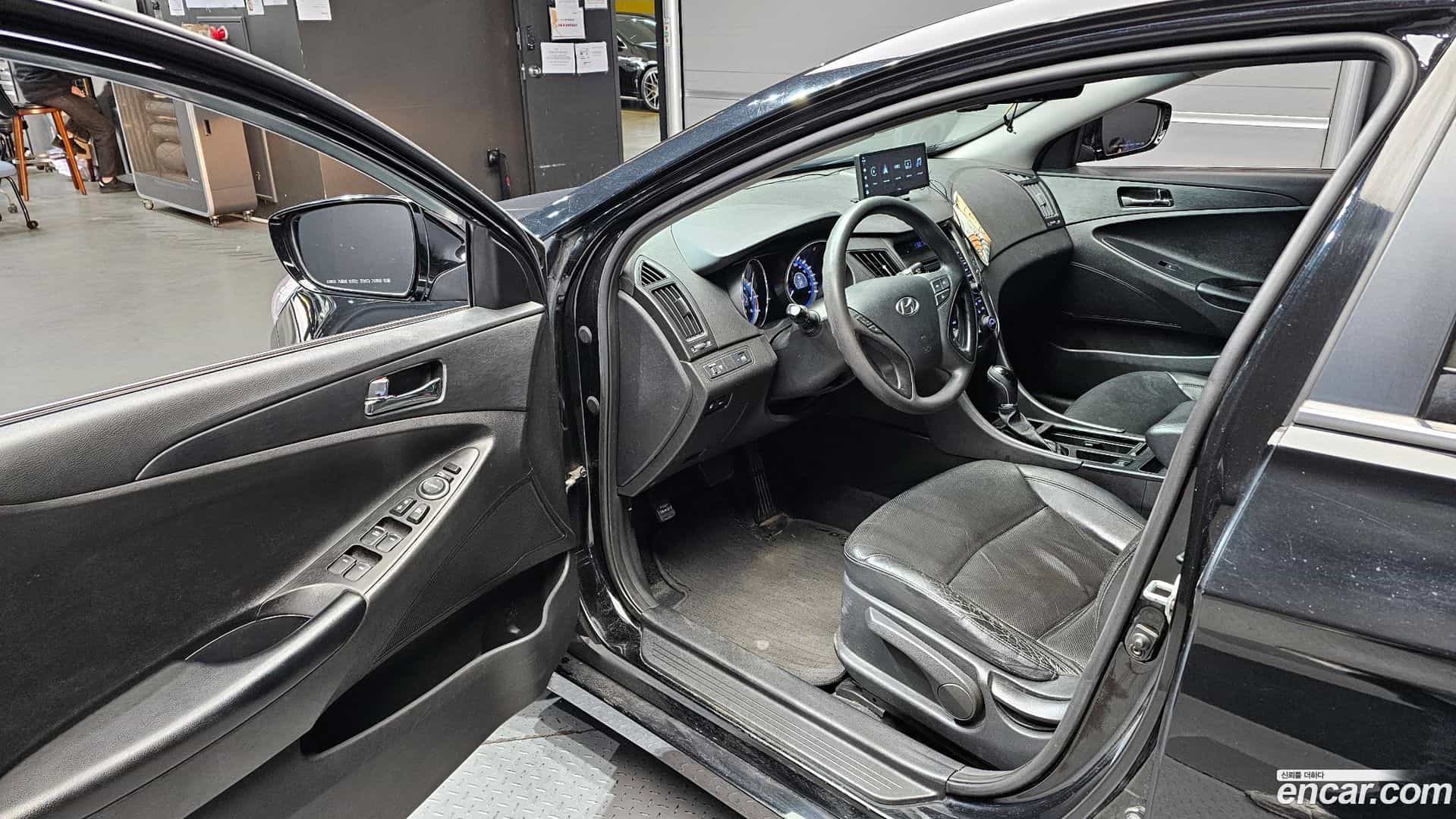 Sonata Hyundai 2012.7-INNER-010