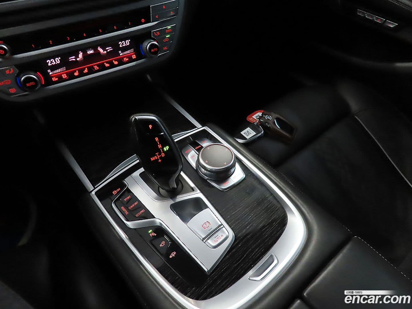 Main__Slider__Photo:7-Series BMW 2017.8-12