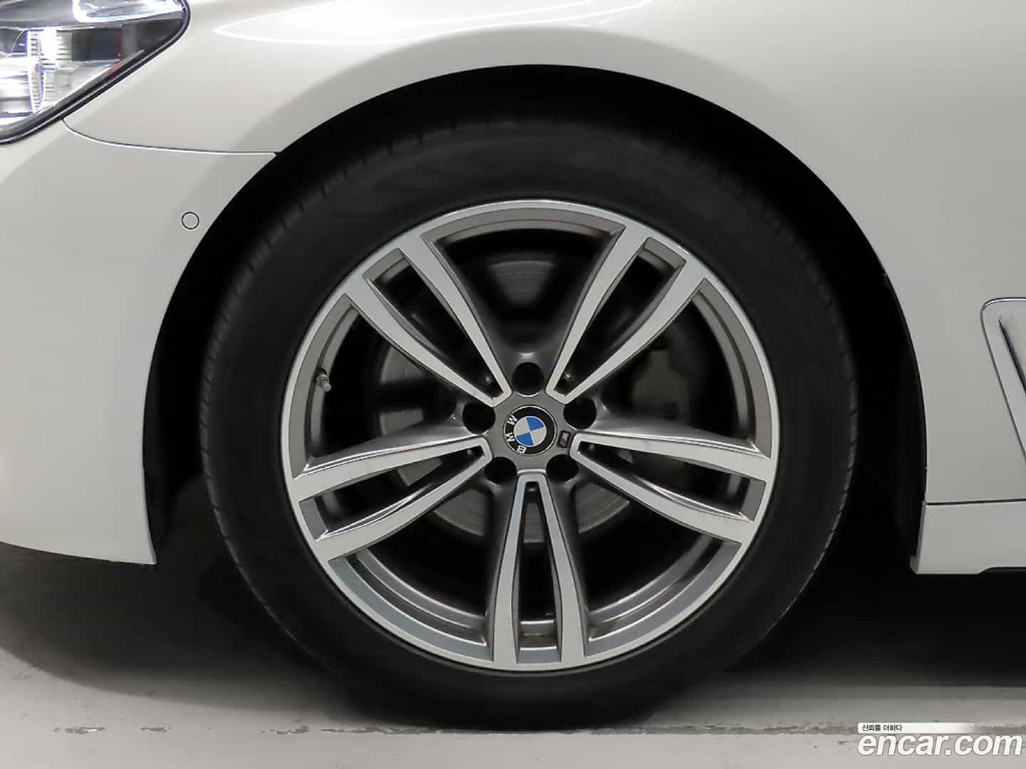 7-Series BMW 2017.8-OPTION-024