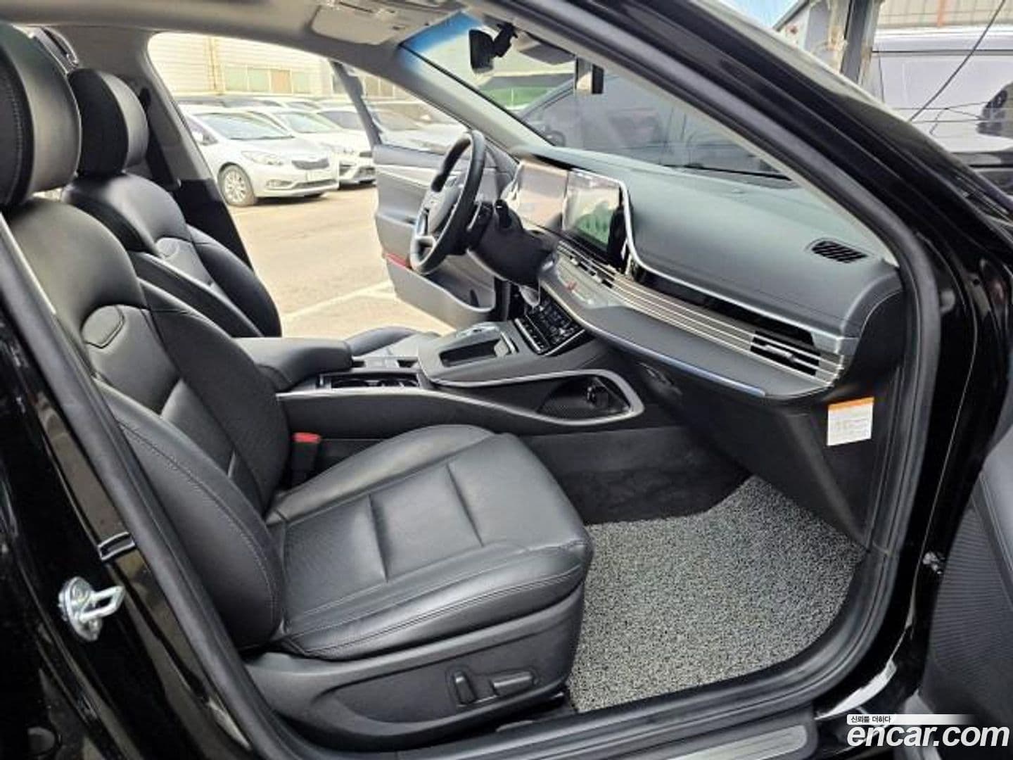 Main__Slider__Photo:Grandeur Hyundai 2021.0-8