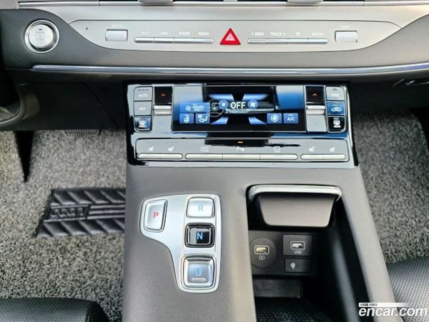 Main__Slider__Photo:Grandeur Hyundai 2021.0-12