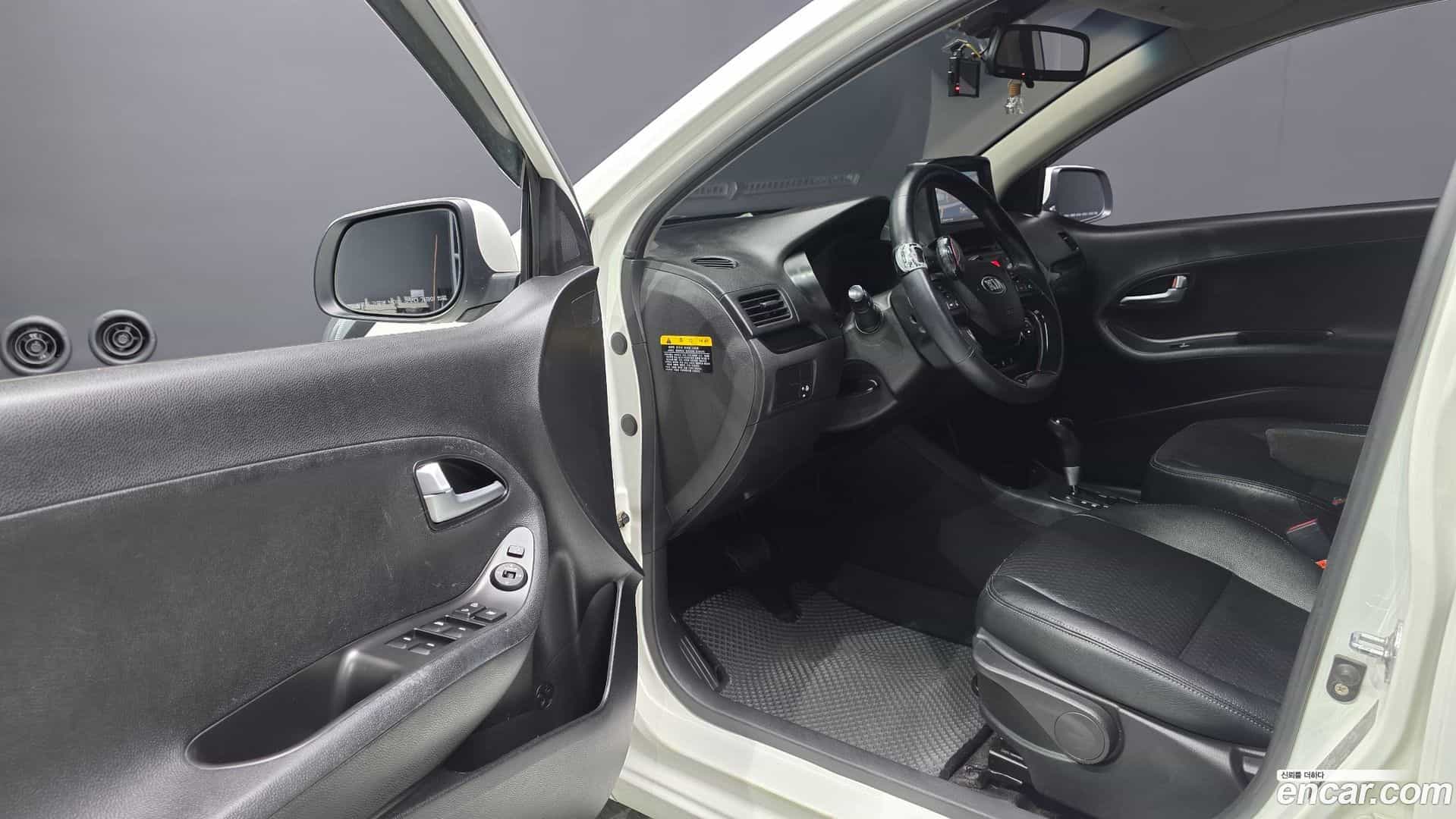 morning Kia 2014.2-INNER-010