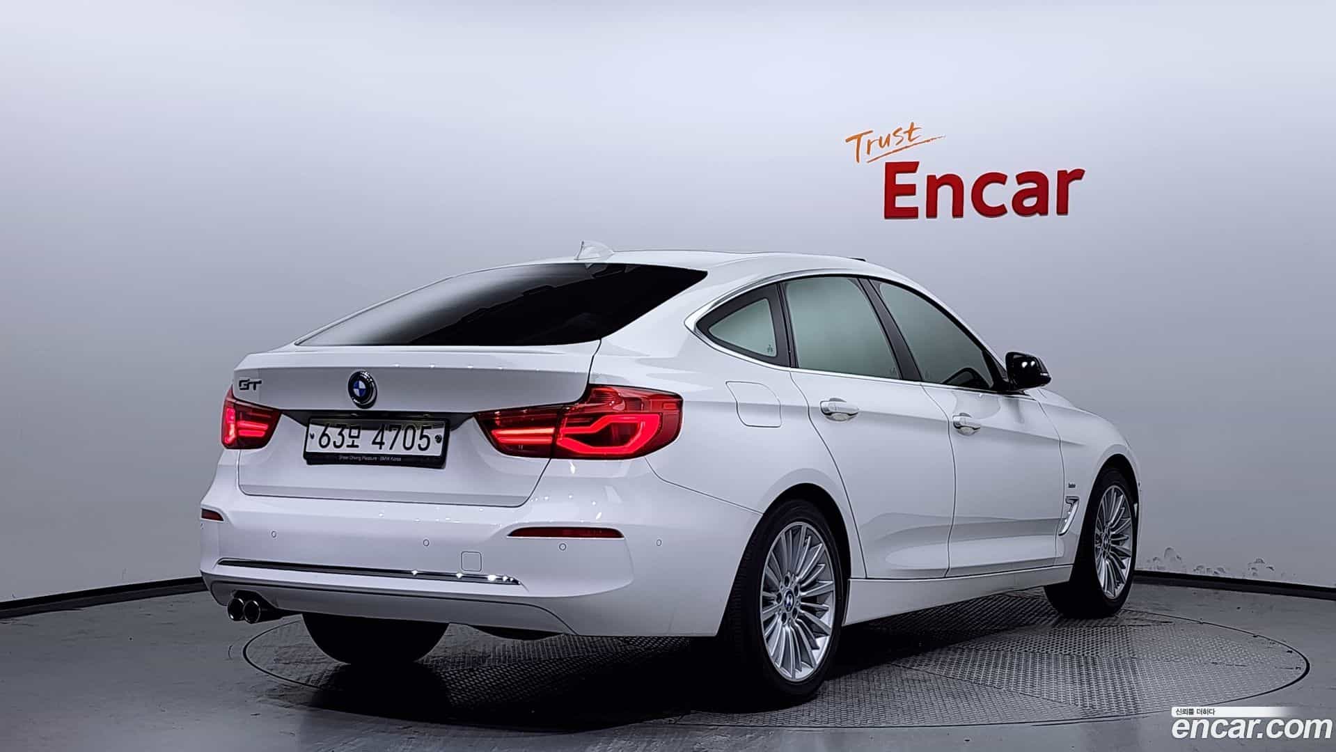 Gran Turismo BMW 2018.11-OUTER-002