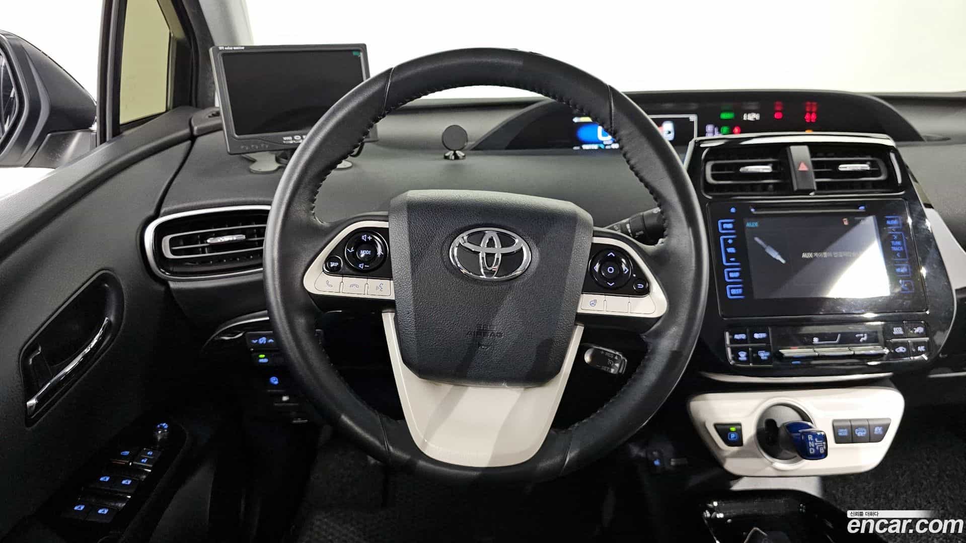 Prius Toyota 2017.7-OPTION-017