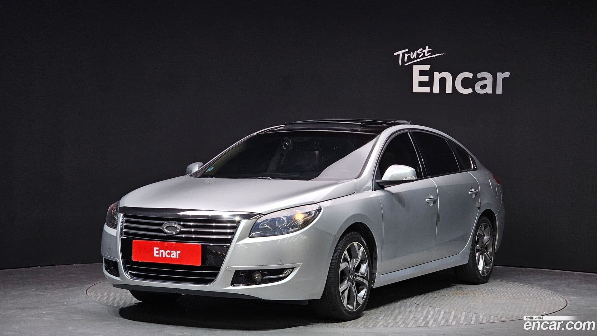 Main__Slider__Photo:SM7 Renault-KoreaSamsung 2011.9-0