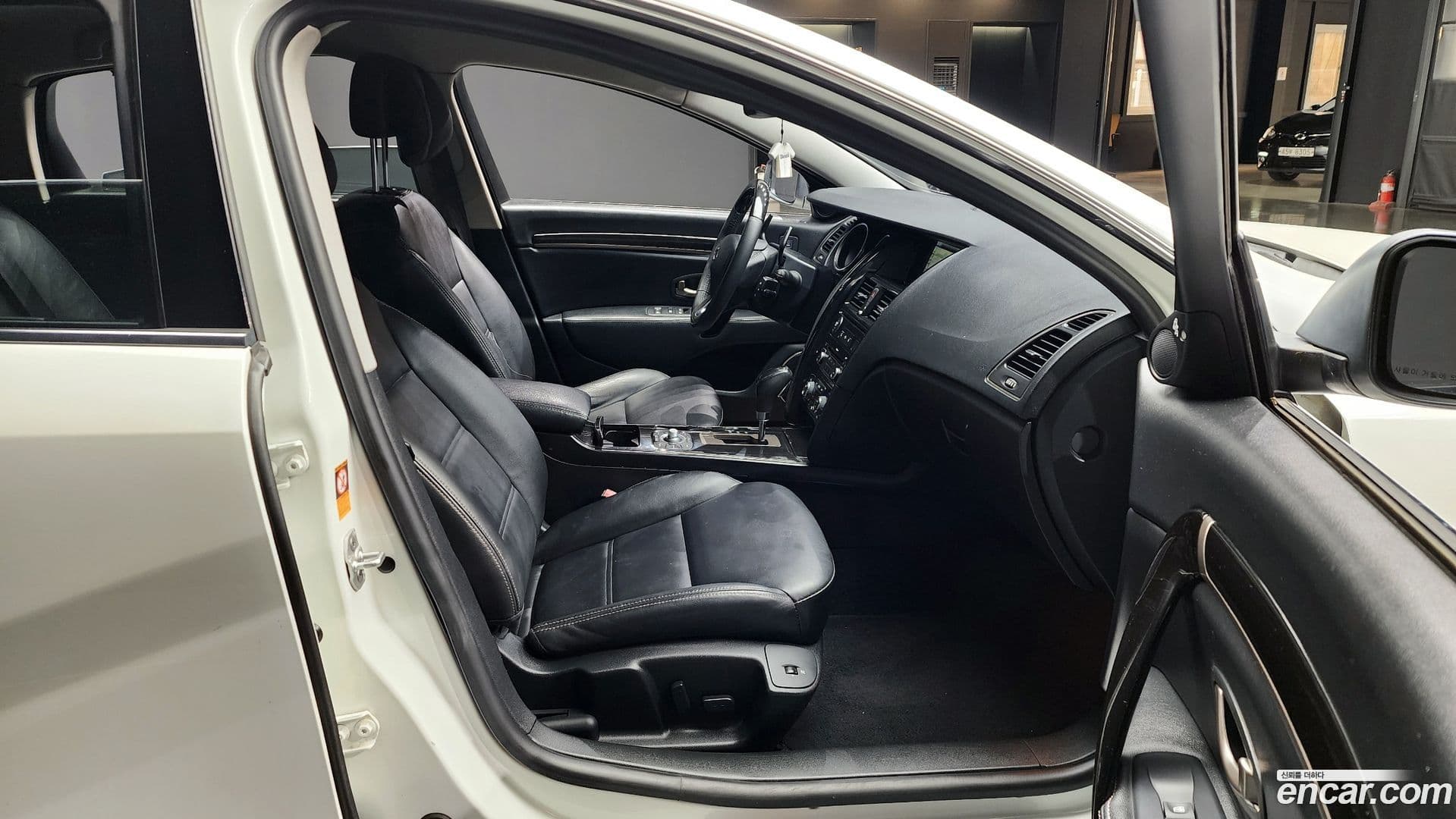 Main__Slider__Photo:SM7 Renault-KoreaSamsung 2013.9-9