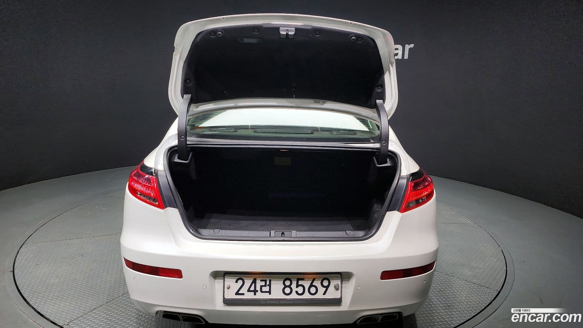 Main__Slider__Photo:SM7 Renault-KoreaSamsung 2013.9-19