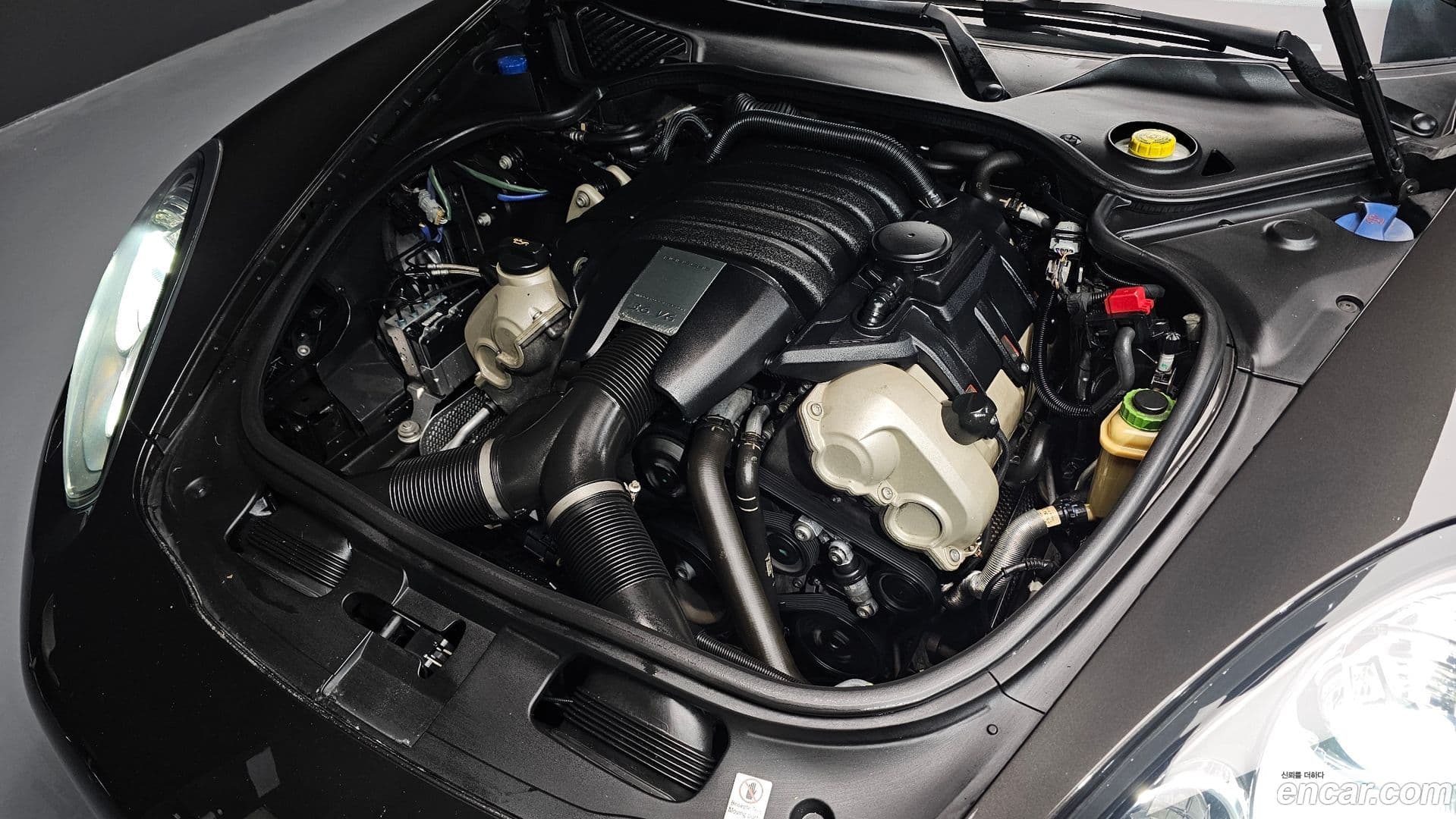 Main__Slider__Photo:Panamera Porsche 2015.4-5