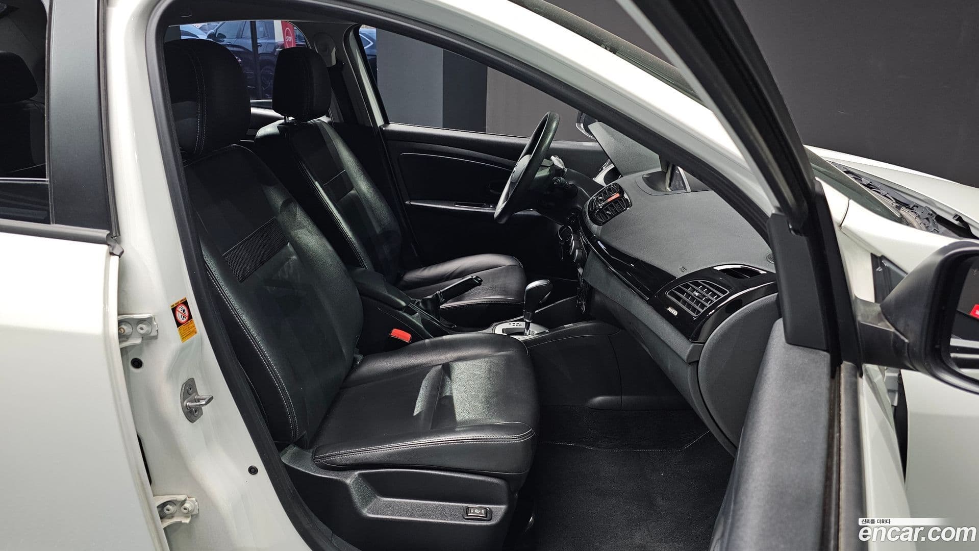 Main__Slider__Photo:SM3 Renault-KoreaSamsung 2016.4-9