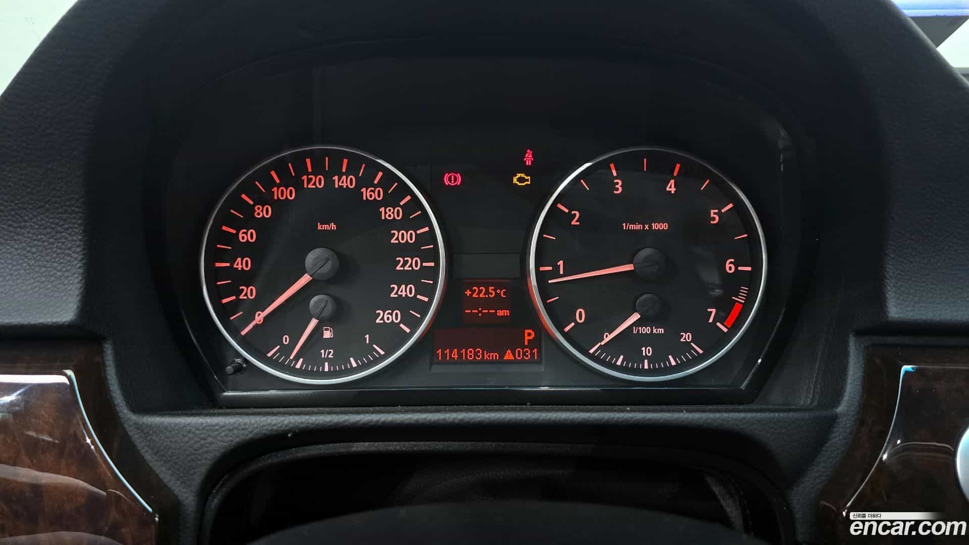 3-Series BMW 2005.5-INNER-008