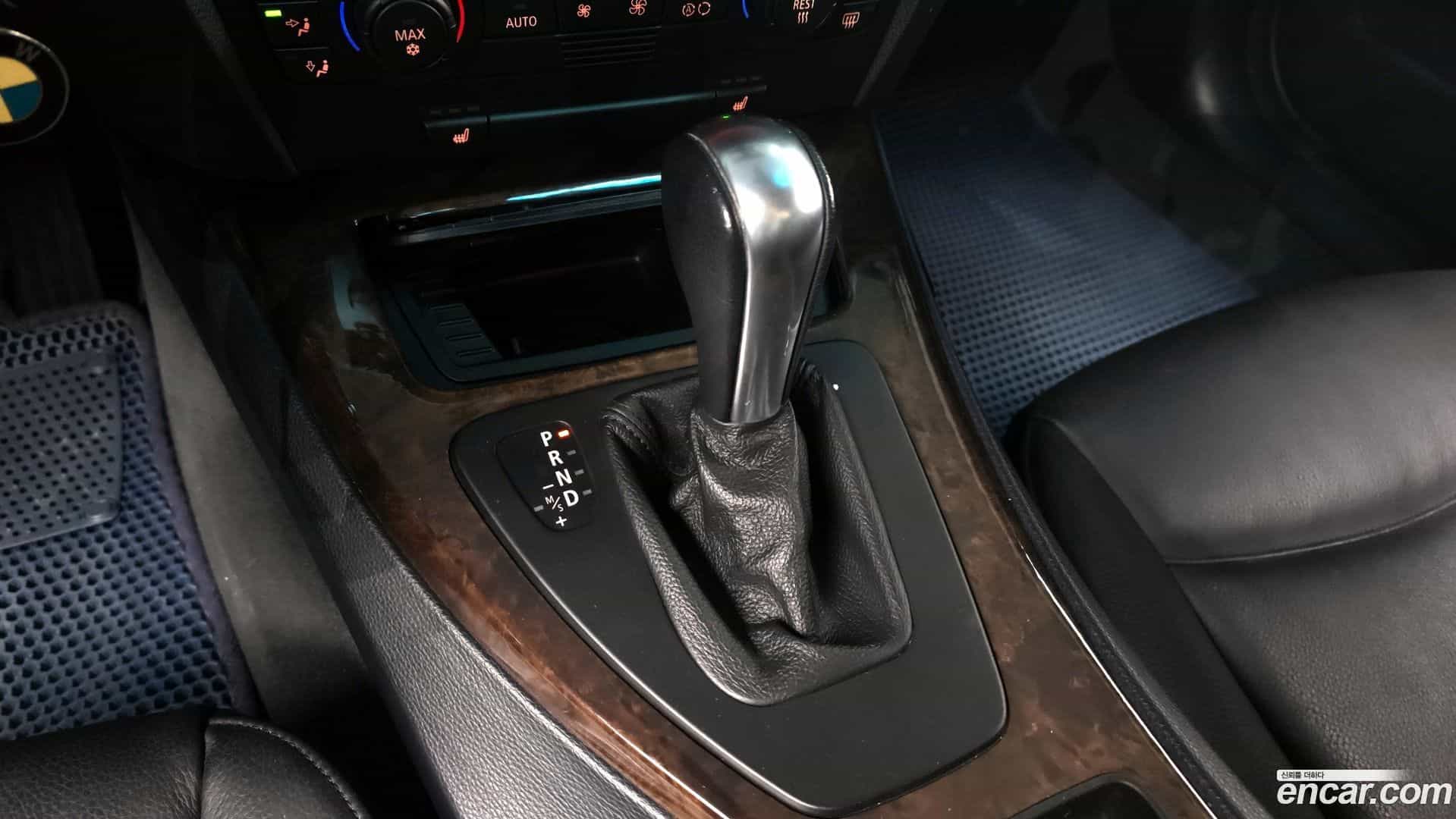 3-Series BMW 2005.5-INNER-009