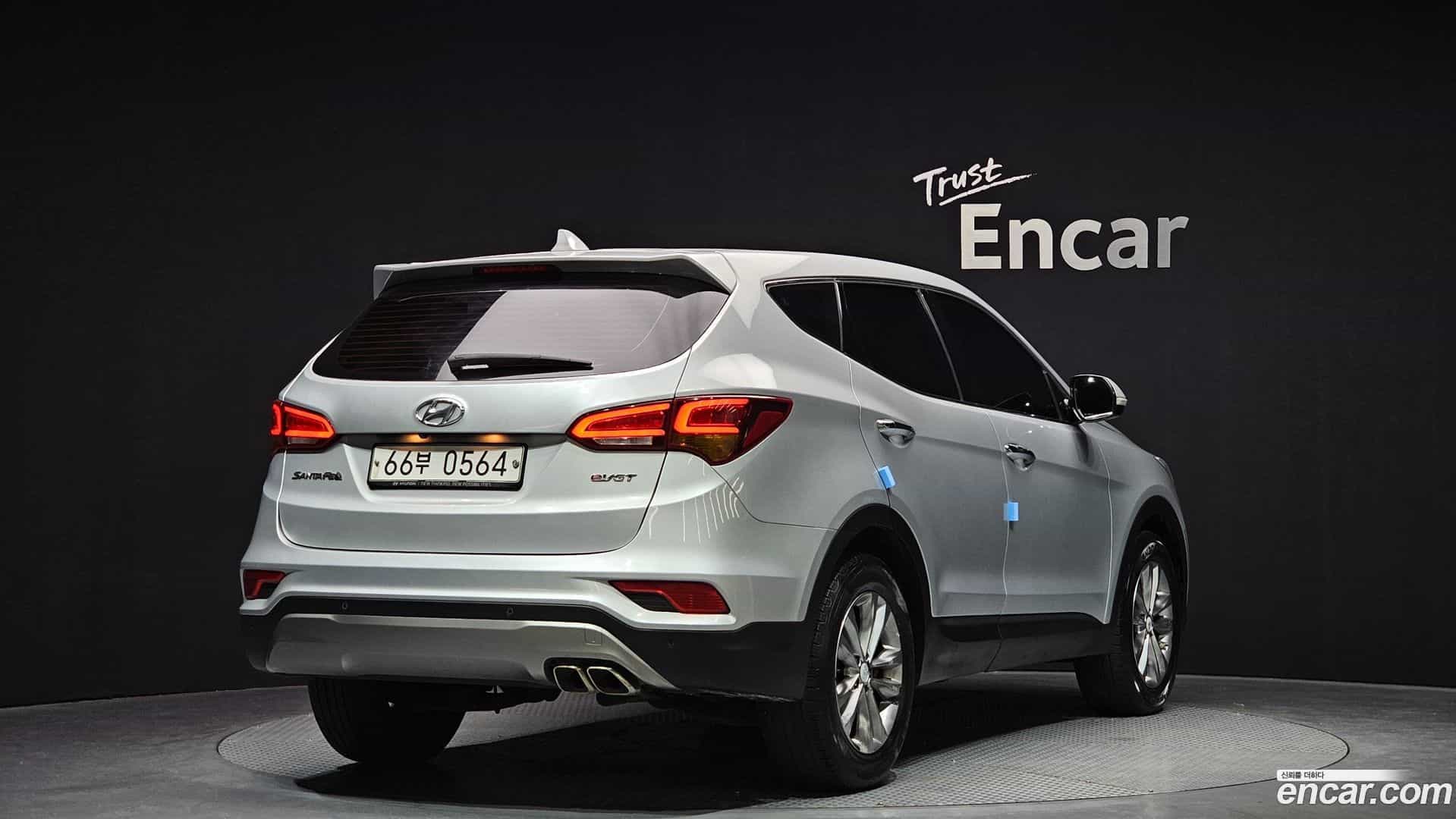 Santafe Hyundai 2016.6-OUTER-002