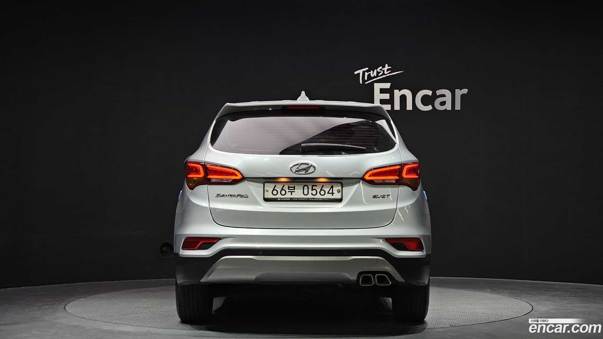 Santafe Hyundai 2016.6-OUTER-004