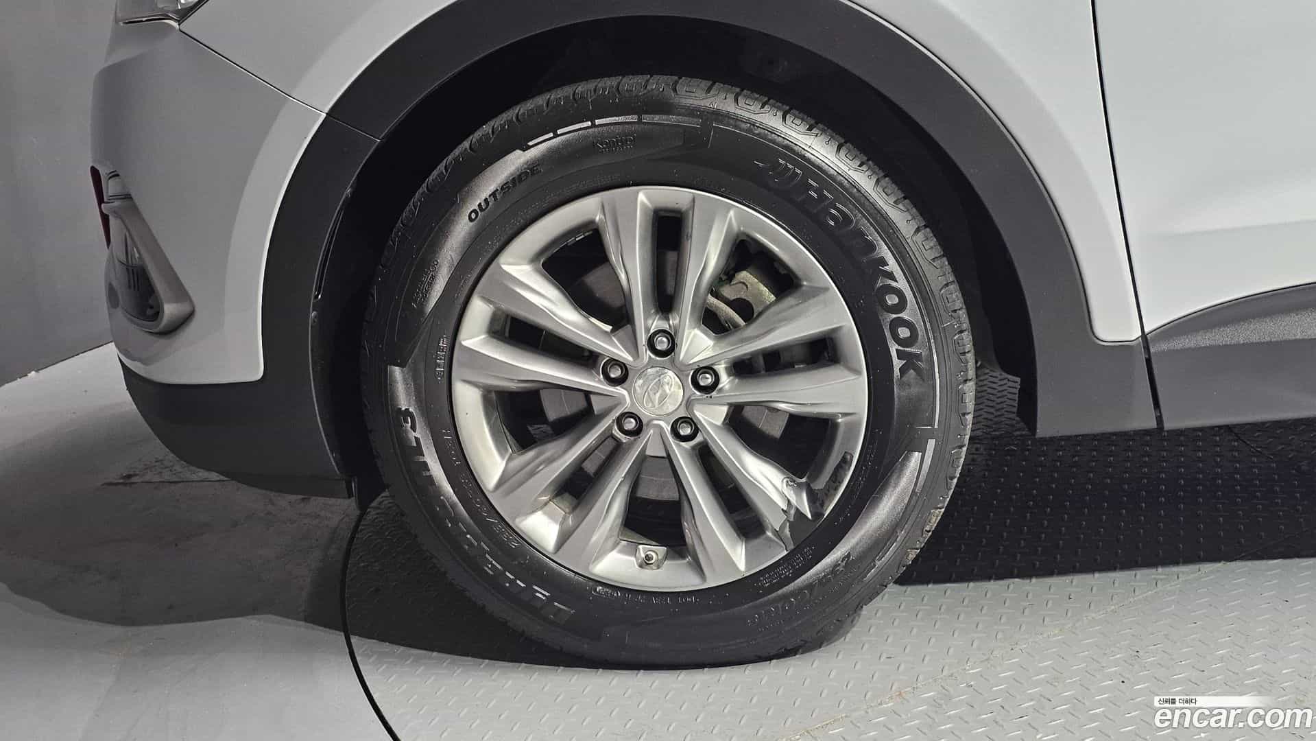 Santafe Hyundai 2016.6-OUTER-005