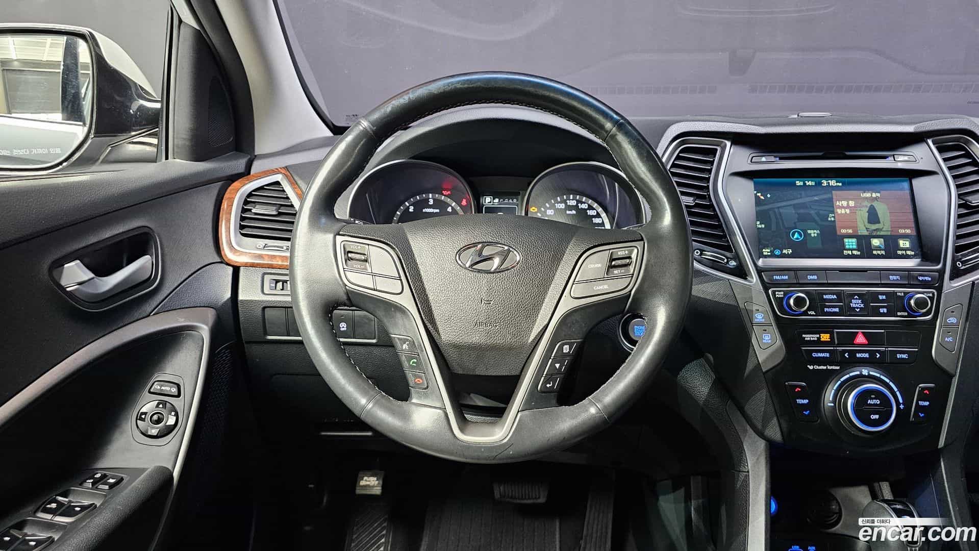 Santafe Hyundai 2016.6-OPTION-017
