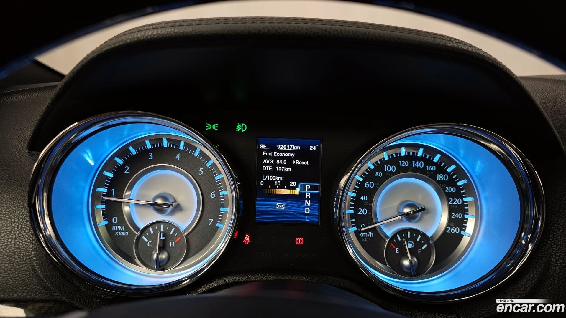 Main__Slider__Photo:300C Chrysler 2012.11-7