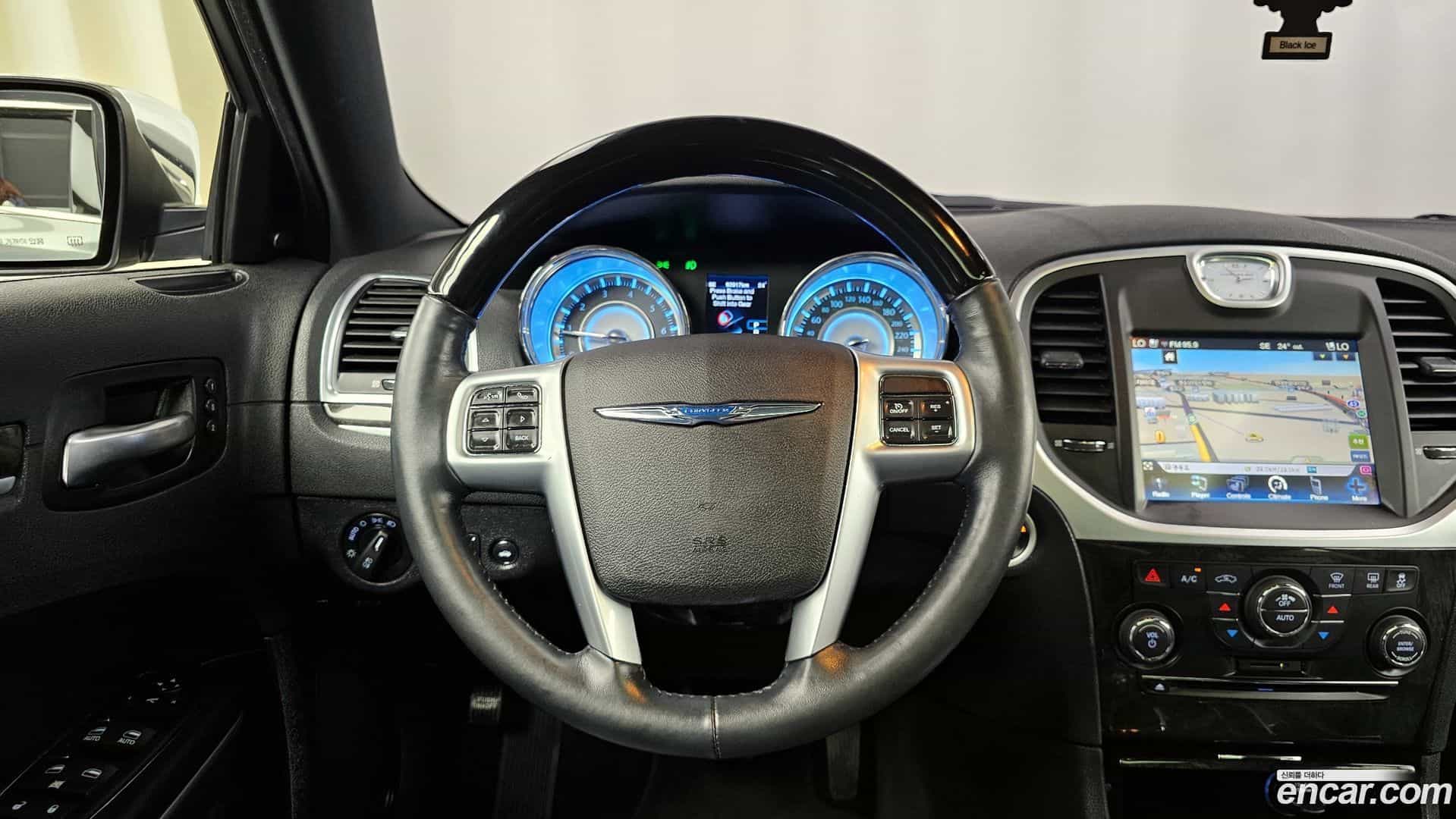 300C Chrysler 2012.11-OPTION-017