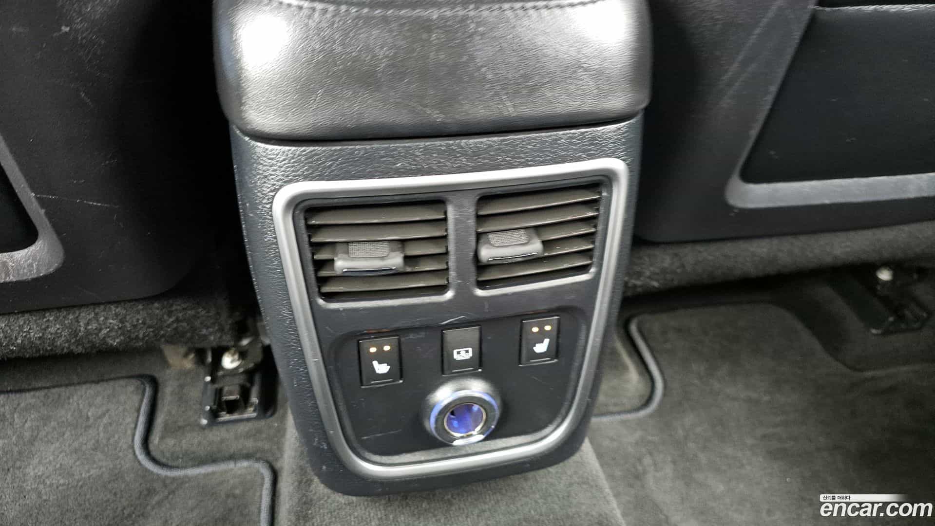 300C Chrysler 2012.11-OPTION-023