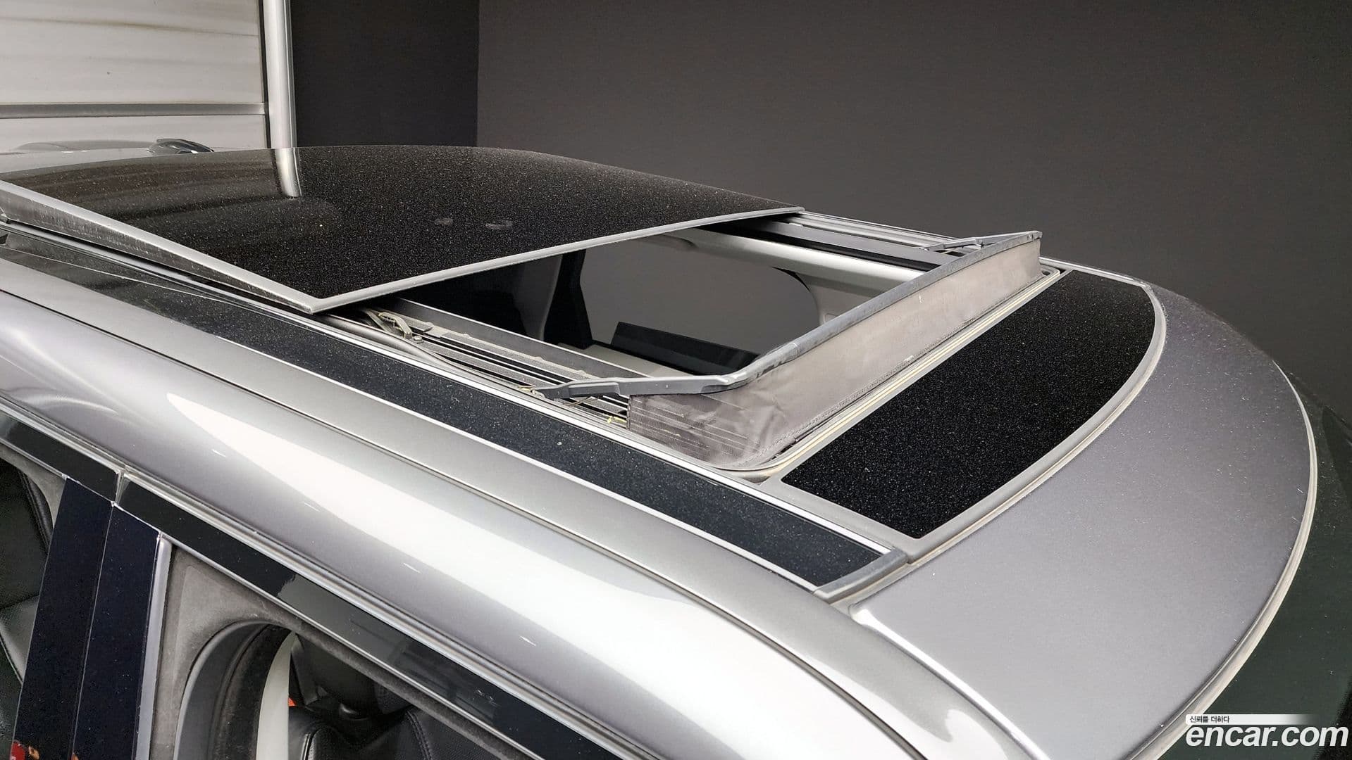 Main__Slider__Photo:Range Rover Sport Land Rover 2016.8-18