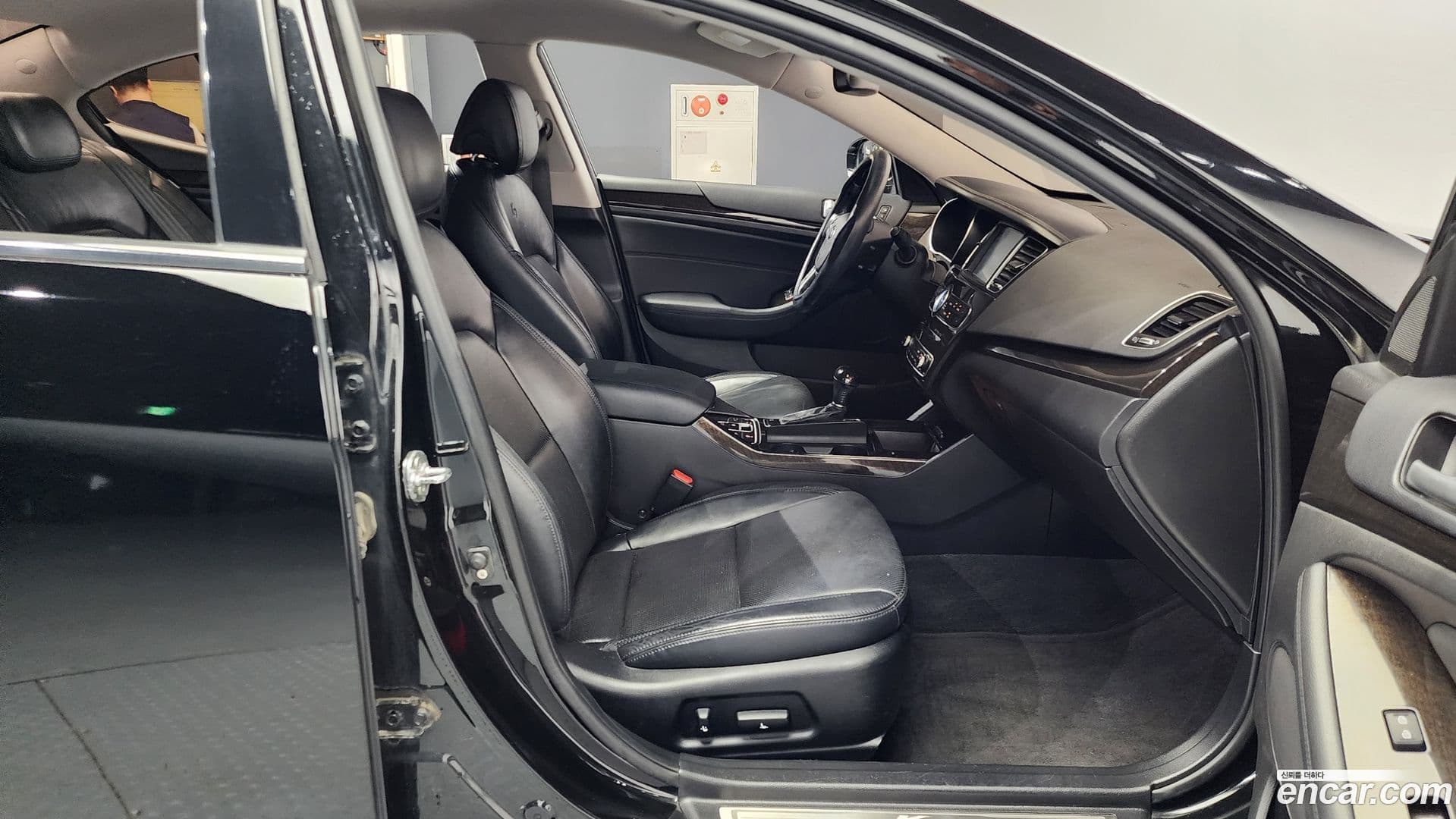 Main__Slider__Photo:K7 Kia 2013.1-10