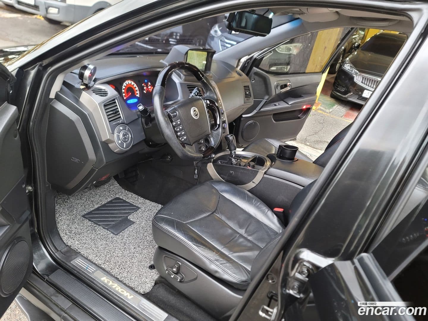 Main__Slider__Photo:Kyron KG_Mobility_Ssangyong 2011.4-5