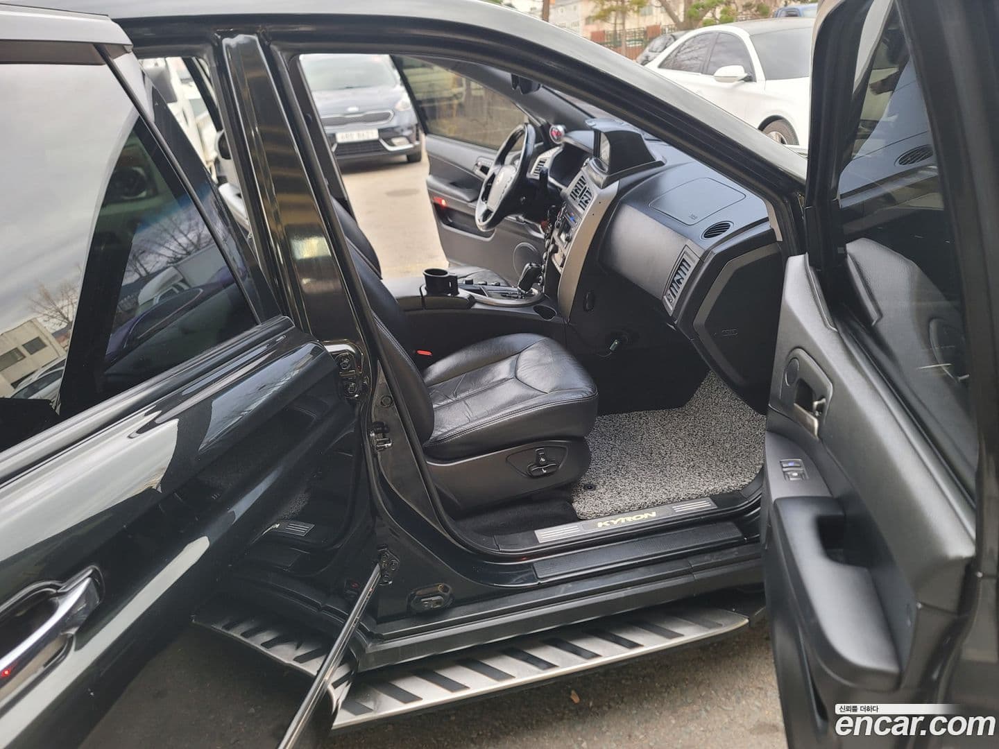 Main__Slider__Photo:Kyron KG_Mobility_Ssangyong 2011.4-6