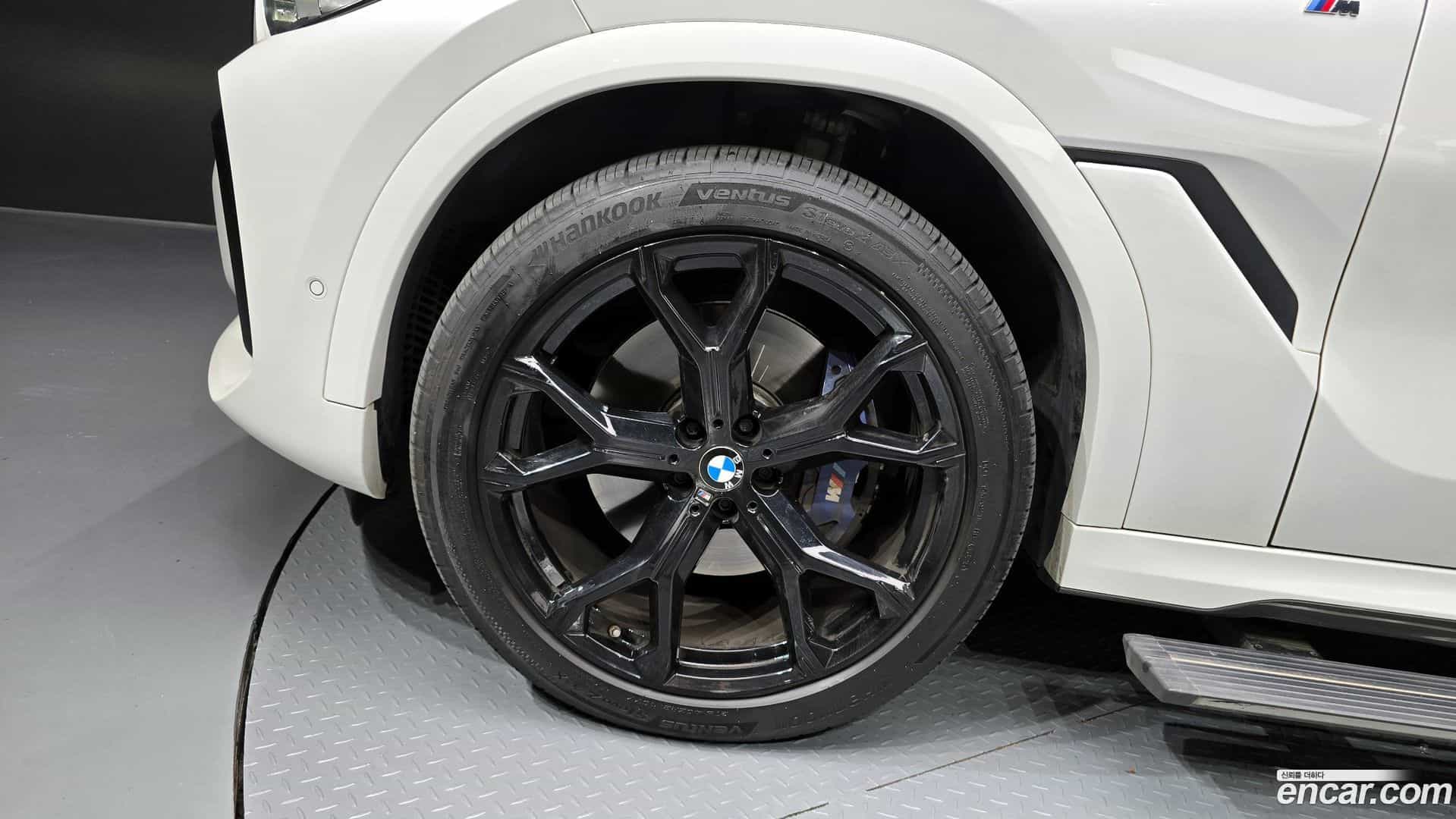 X6 BMW 2021.0-OUTER-005