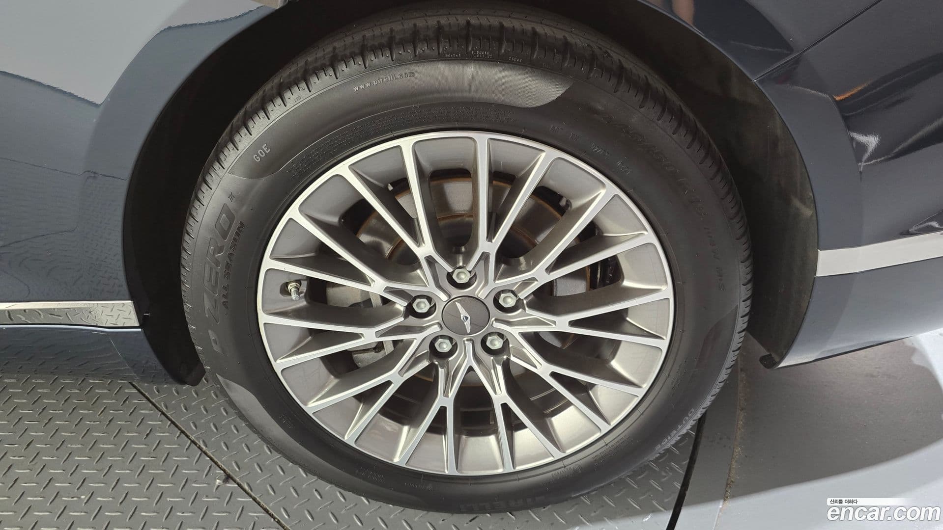 Main__Slider__Photo:G80 Genesis 2021.4-4